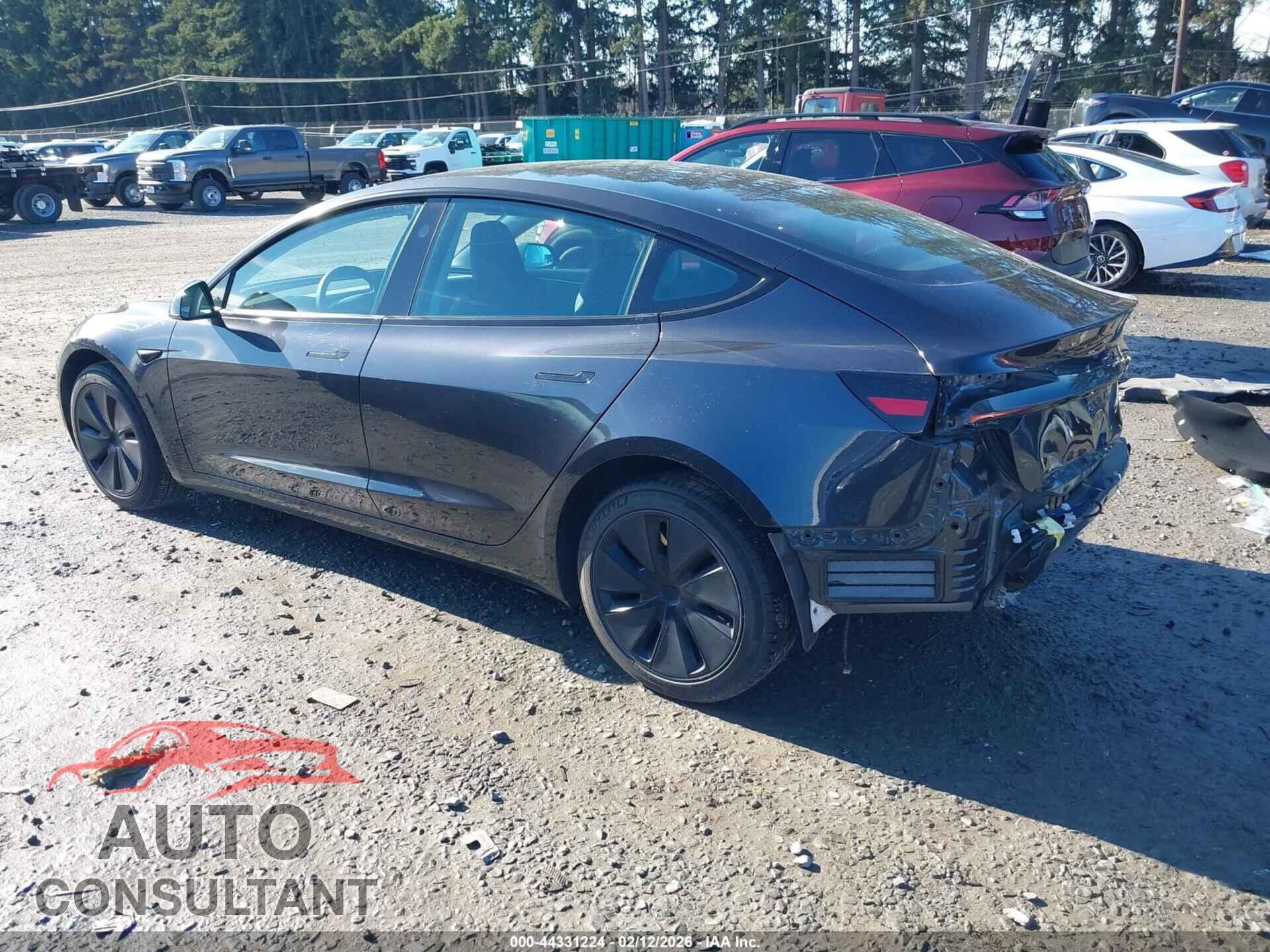 TESLA MODEL 3 2024 - 5YJ3E1EA9RF771934