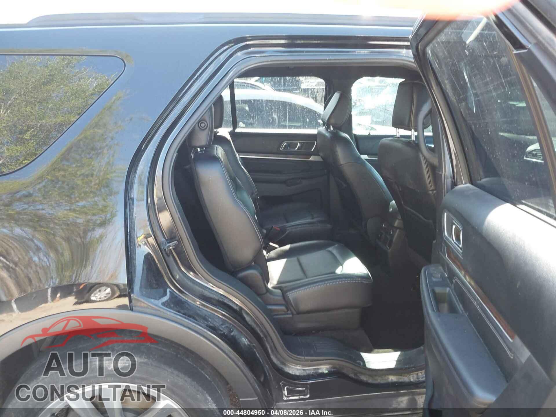 FORD EXPLORER 2018 - 1FM5K8F80JGB55714