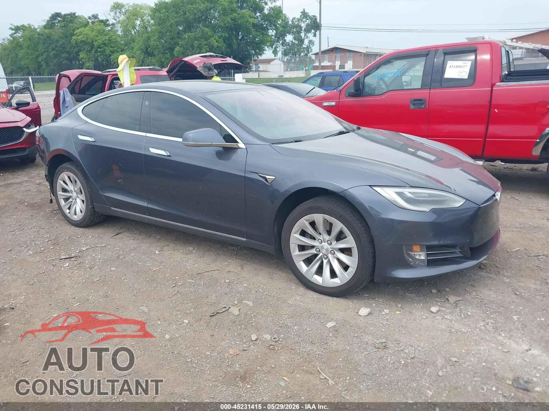 TESLA MODEL S 2019 - 5YJSA1E25KF335037