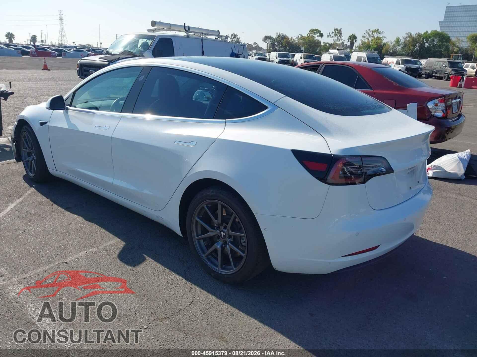TESLA MODEL 3 2018 - 5YJ3E1EA0JF057579