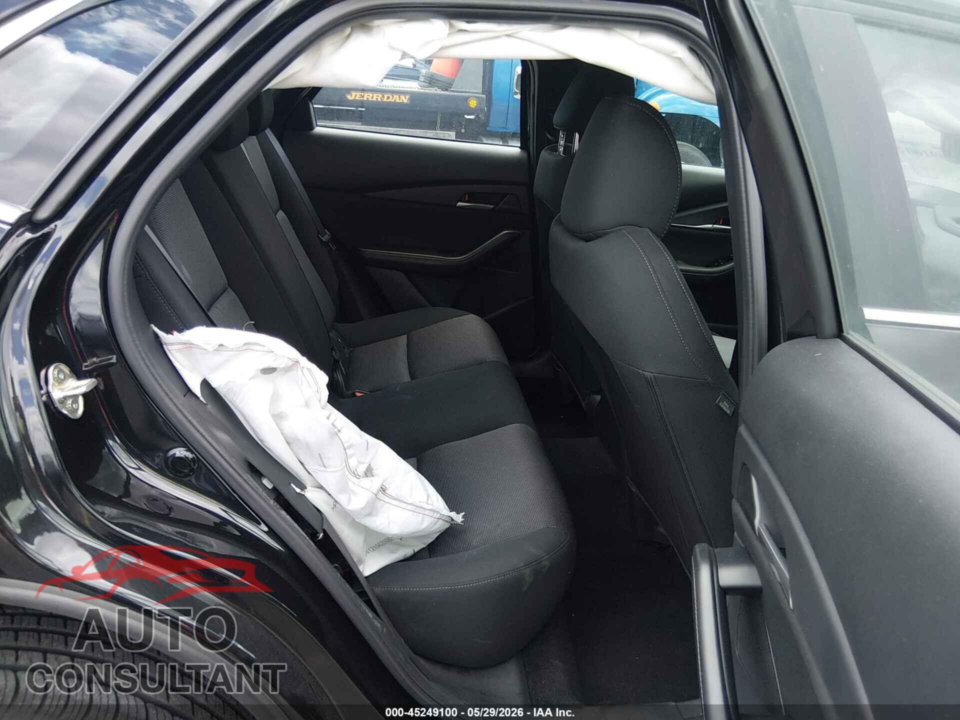 MAZDA CX-30 2024 - 3MVDMBAM5RM672678