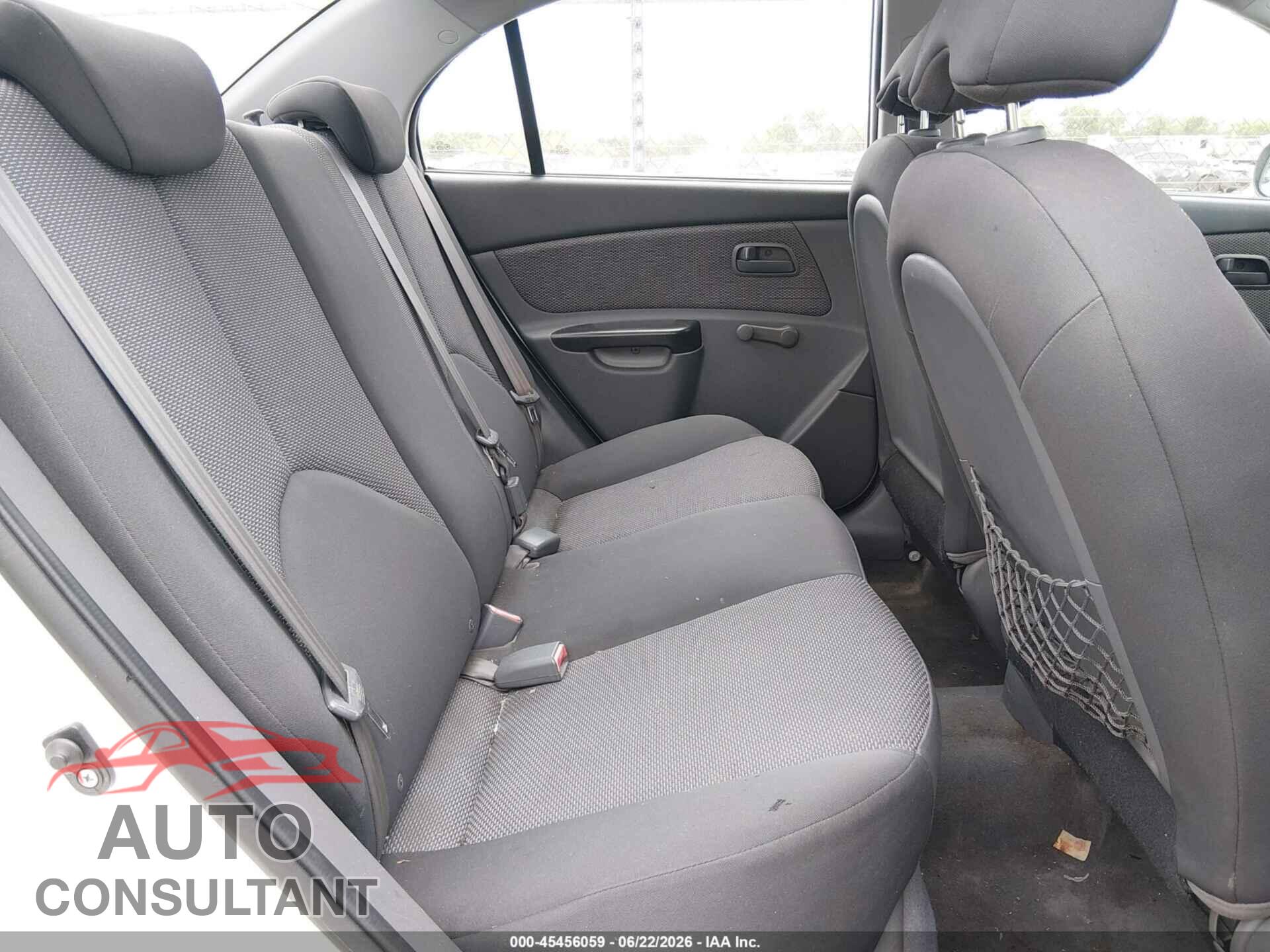 KIA RIO 2011 - KNADH4A33B6927131