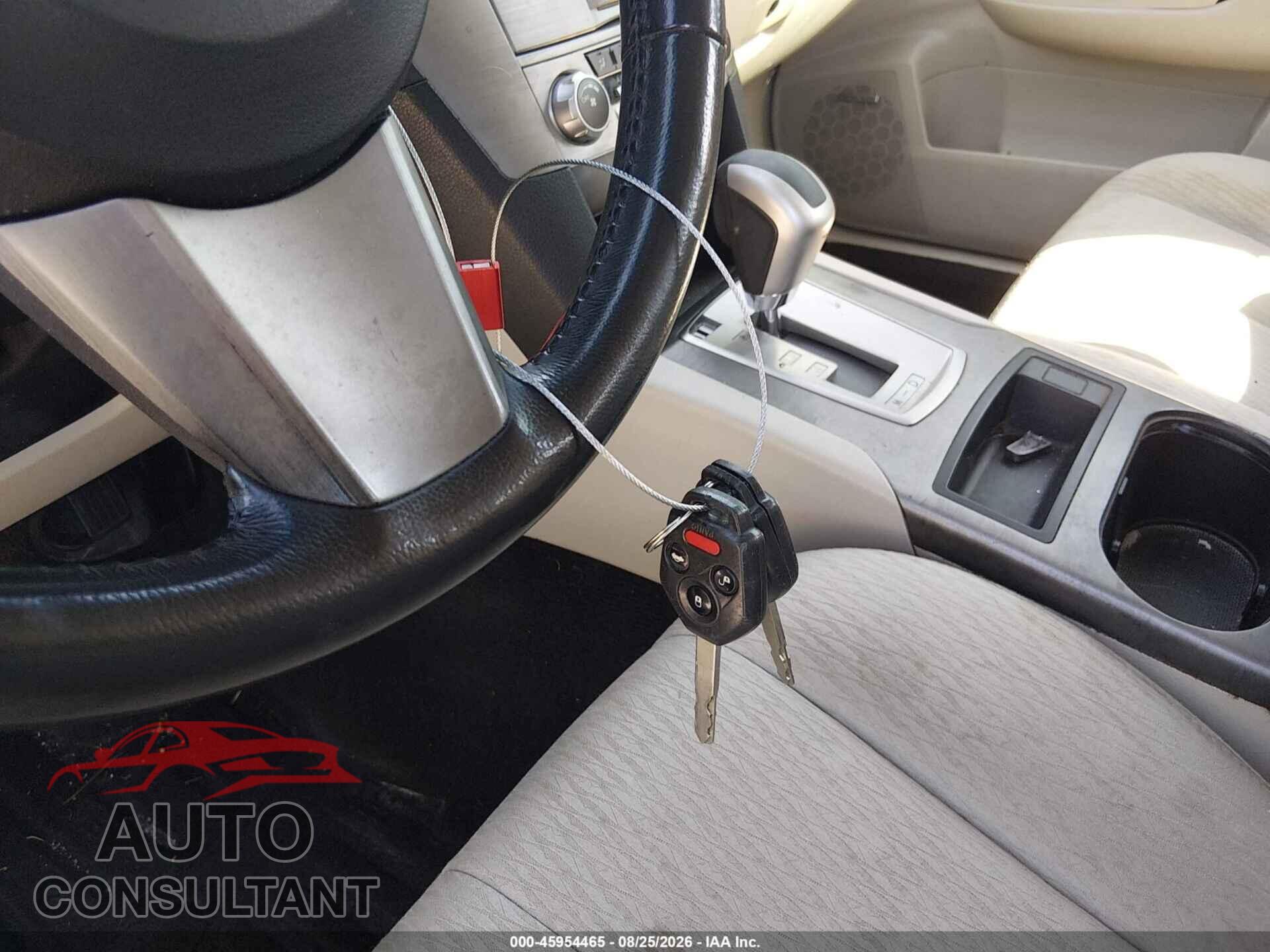 SUBARU OUTBACK 2010 - 4S4BRBDC8A3382787
