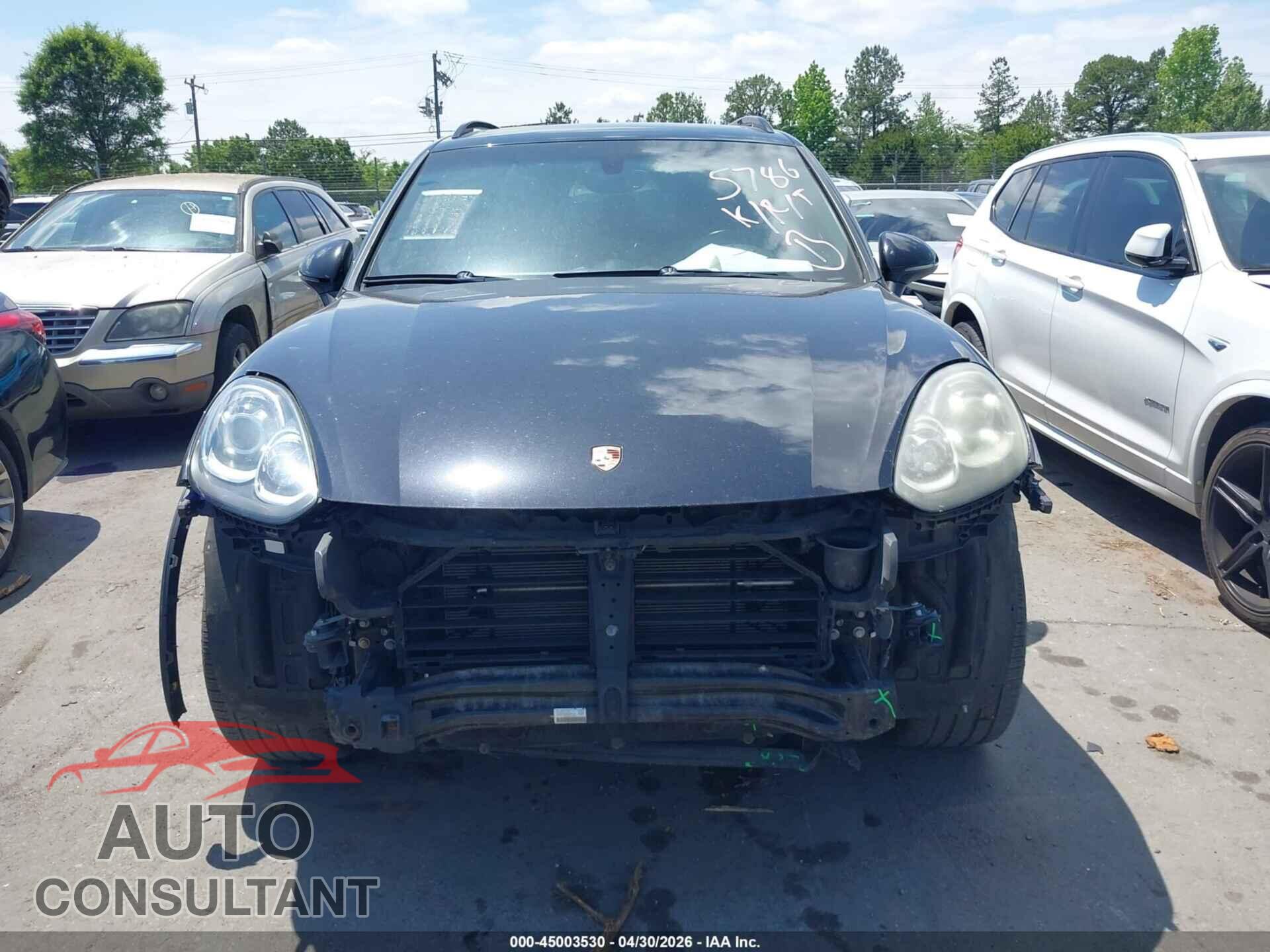 PORSCHE CAYENNE 2017 - WP1AA2A29HKA85786