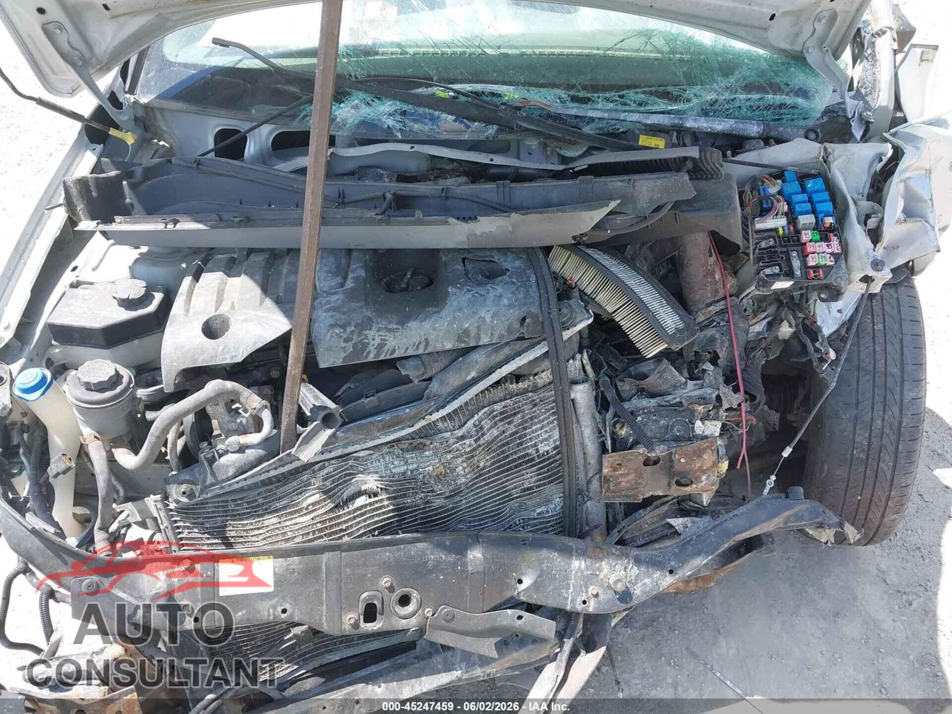 HYUNDAI ACCENT 2009 - KMHCM36C89U113698
