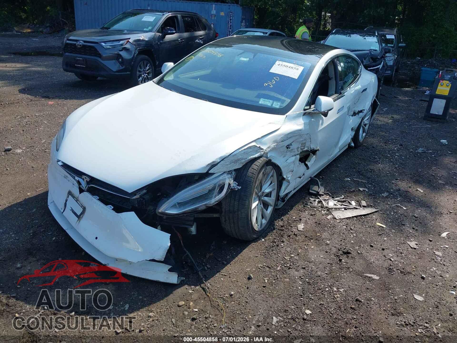 TESLA MODEL S 2017 - 5YJSA1E22HF215608