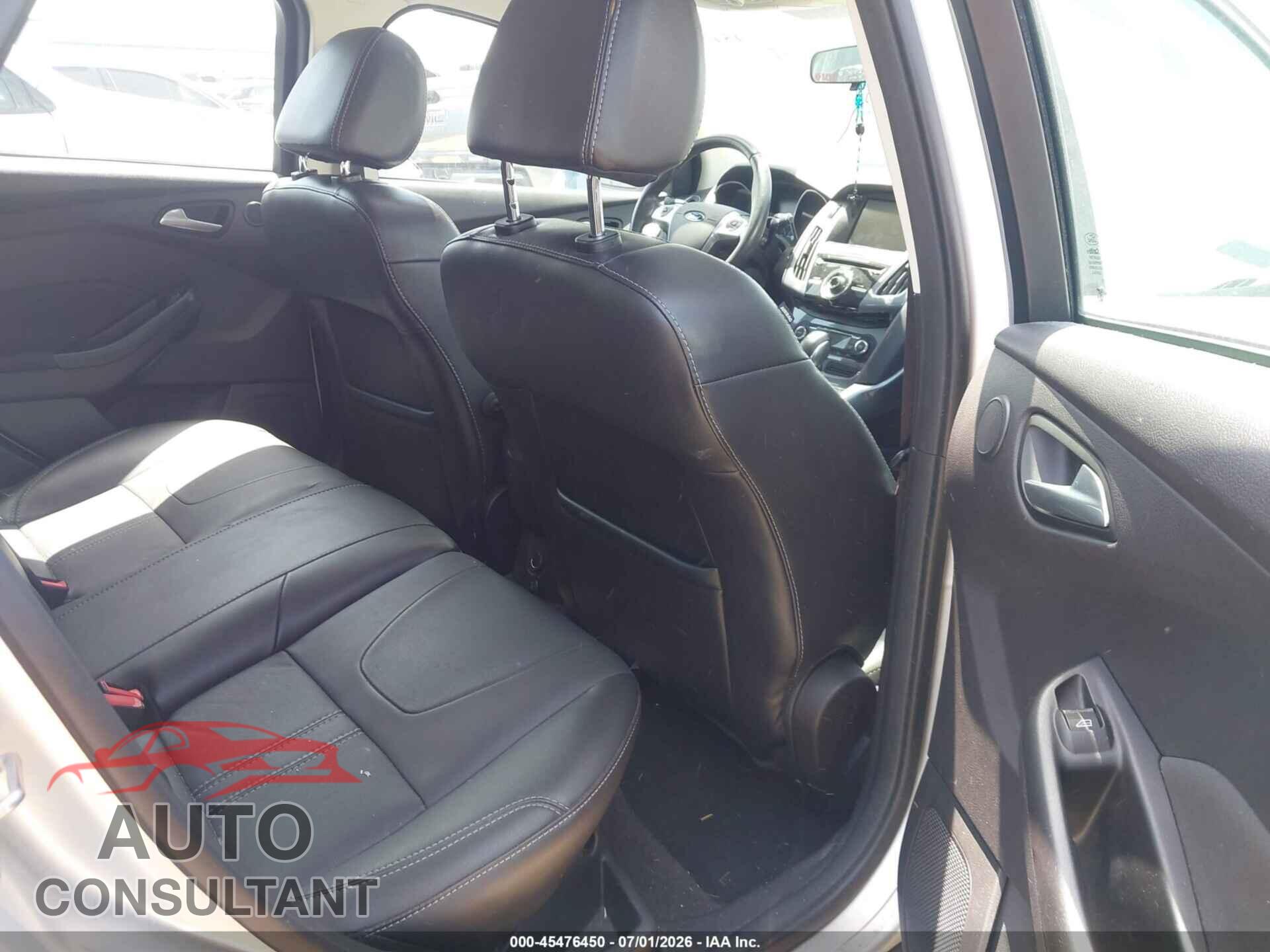 FORD FOCUS 2014 - 1FADP3N20EL167401