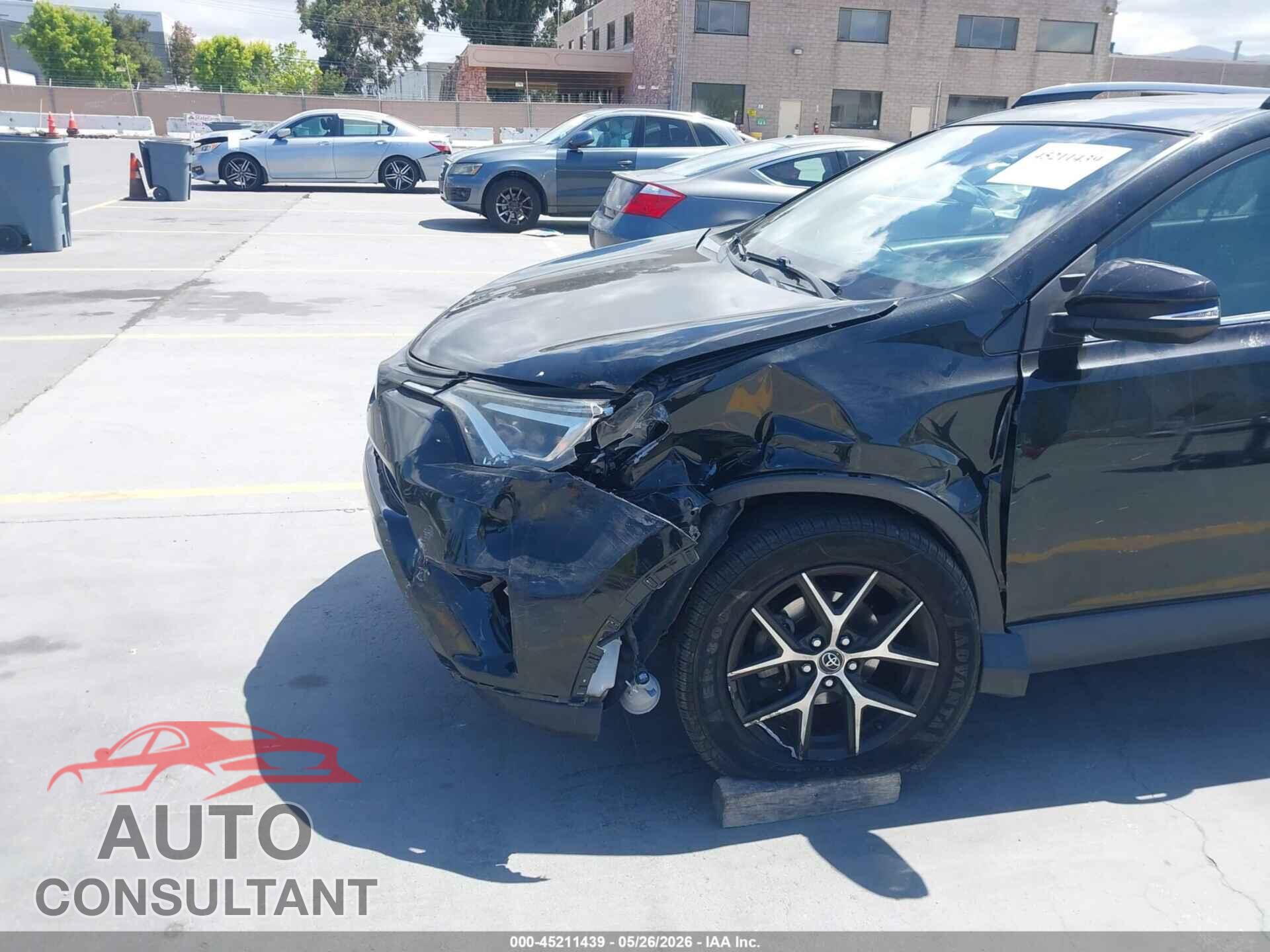 TOYOTA RAV4 HYBRID 2018 - JTMJJREV0JD194243