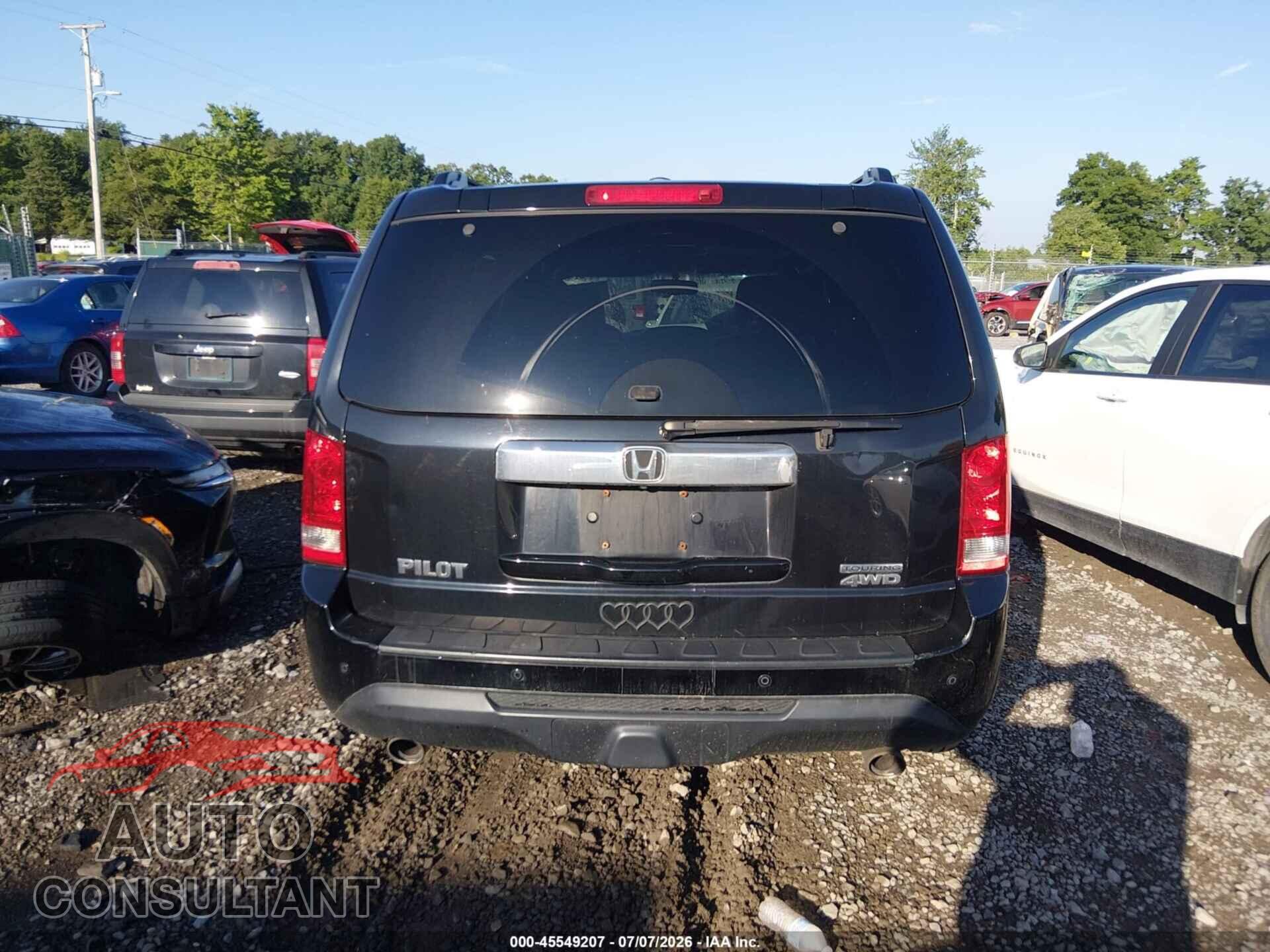 HONDA PILOT 2013 - 5FNYF4H94DB004877