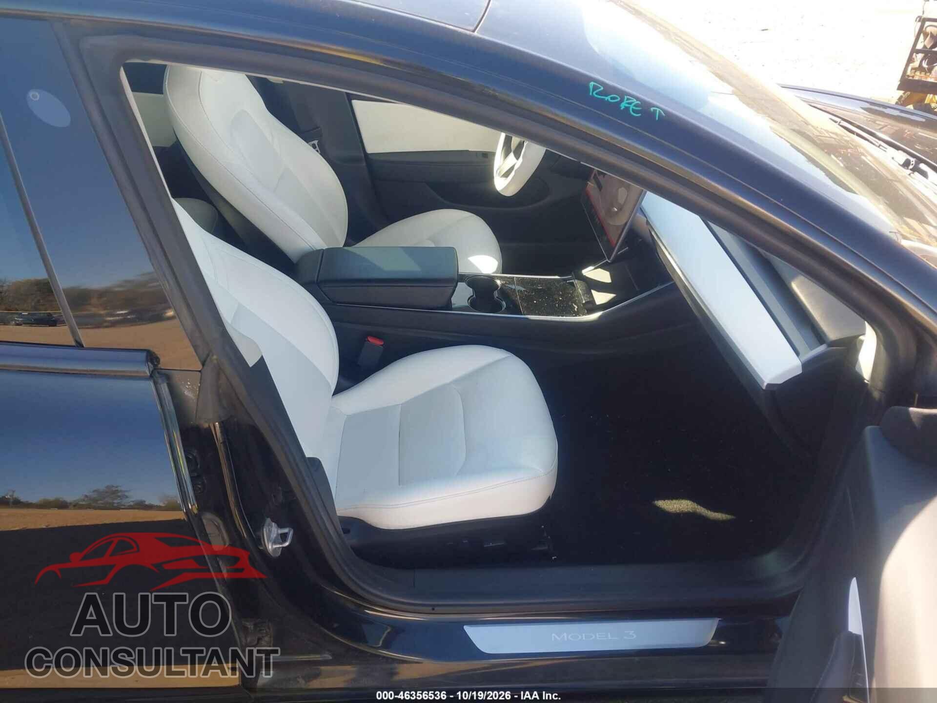 TESLA MODEL 3 2019 - 5YJ3E1EB6KF393988