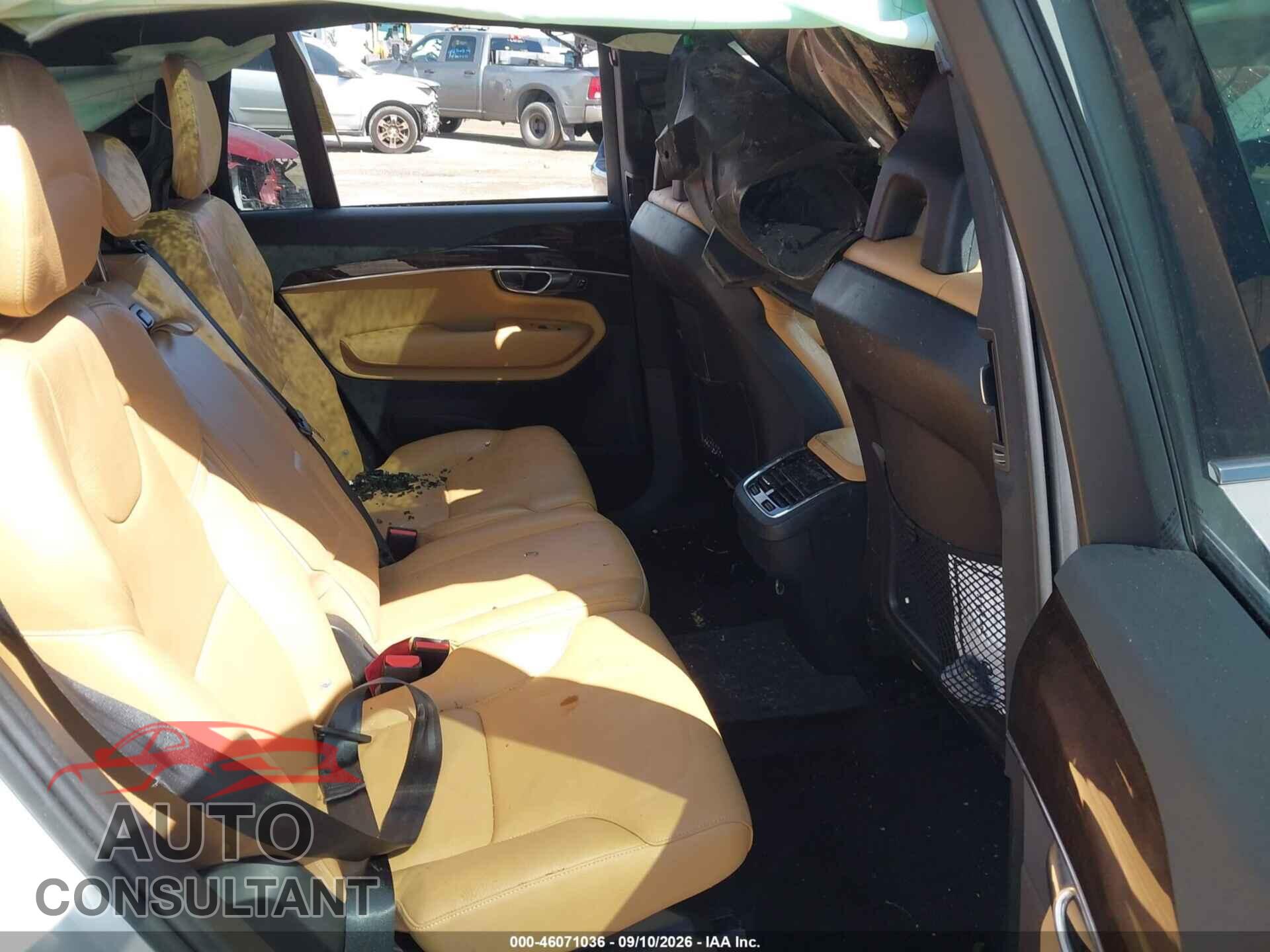 VOLVO XC90 2016 - YV4A22PK4G1040438