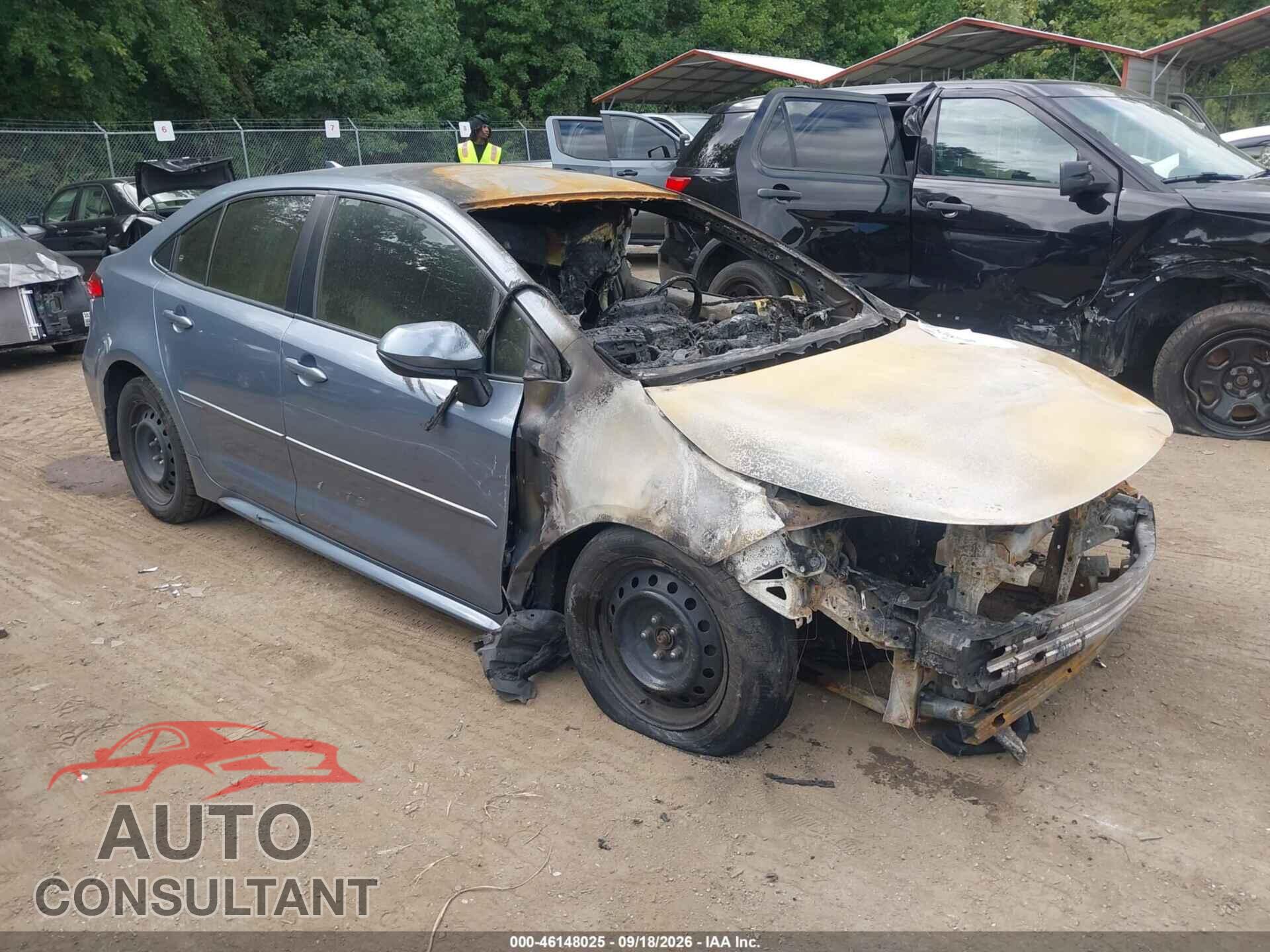 TOYOTA COROLLA 2021 - JTDEPMAEXMJ166321