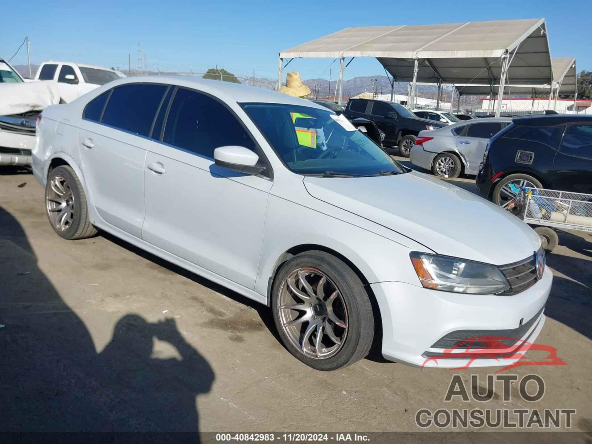 VOLKSWAGEN JETTA 2017 - 3VW2B7AJ1HM245995