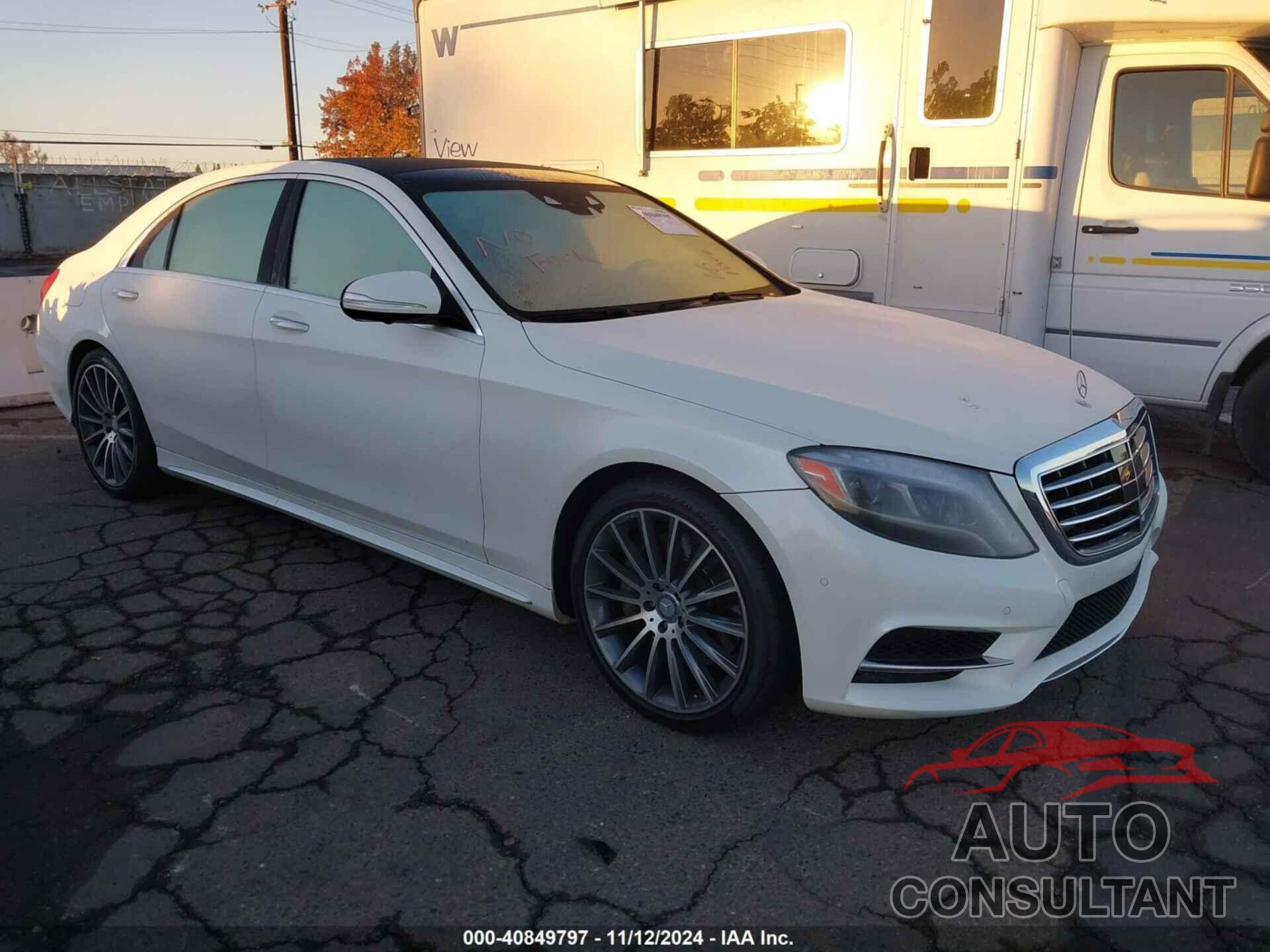 MERCEDES-BENZ S 550 2015 - WDDUG8CB0FA144617