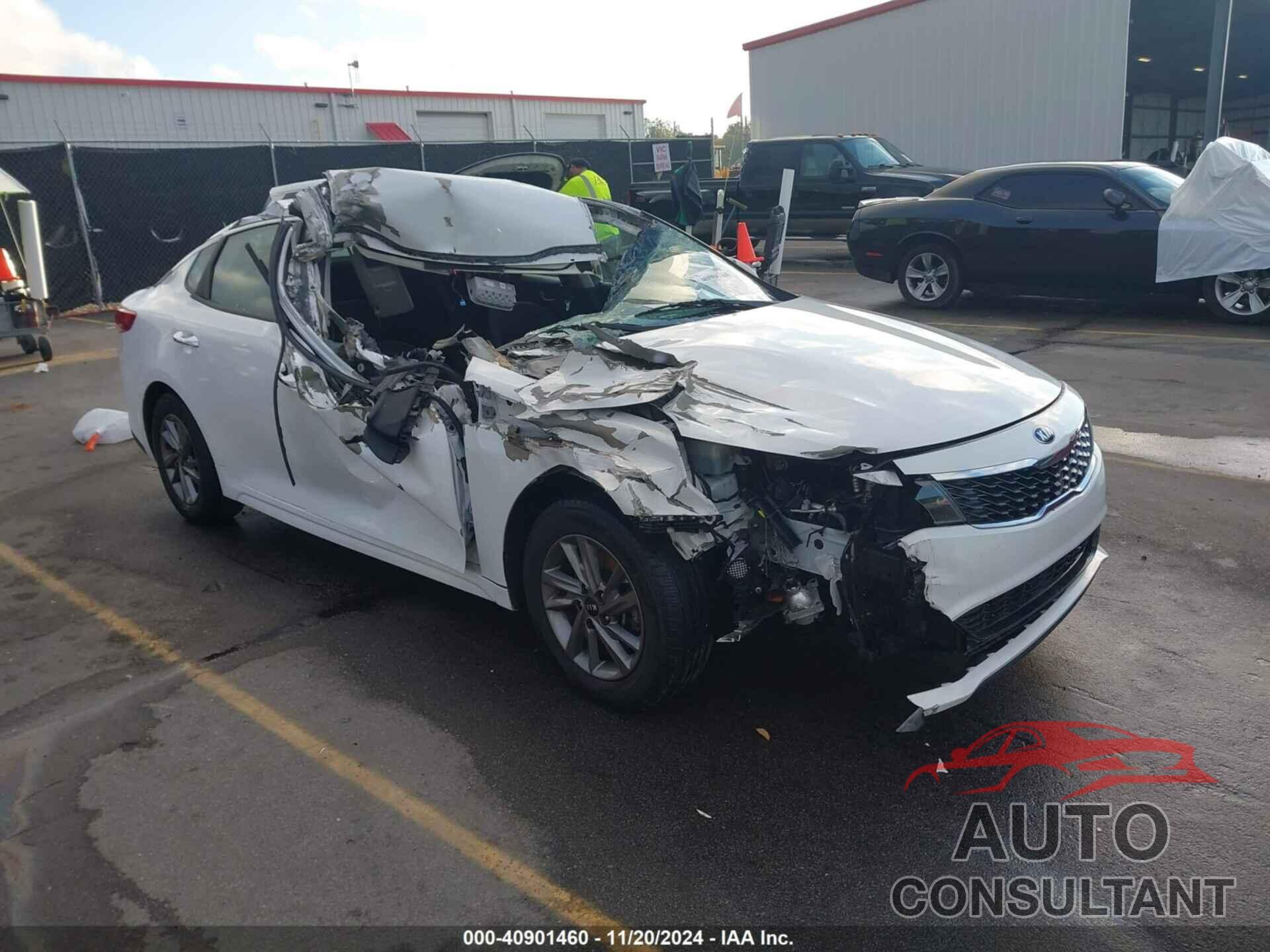 KIA OPTIMA 2020 - 5XXGT4L31LG402566