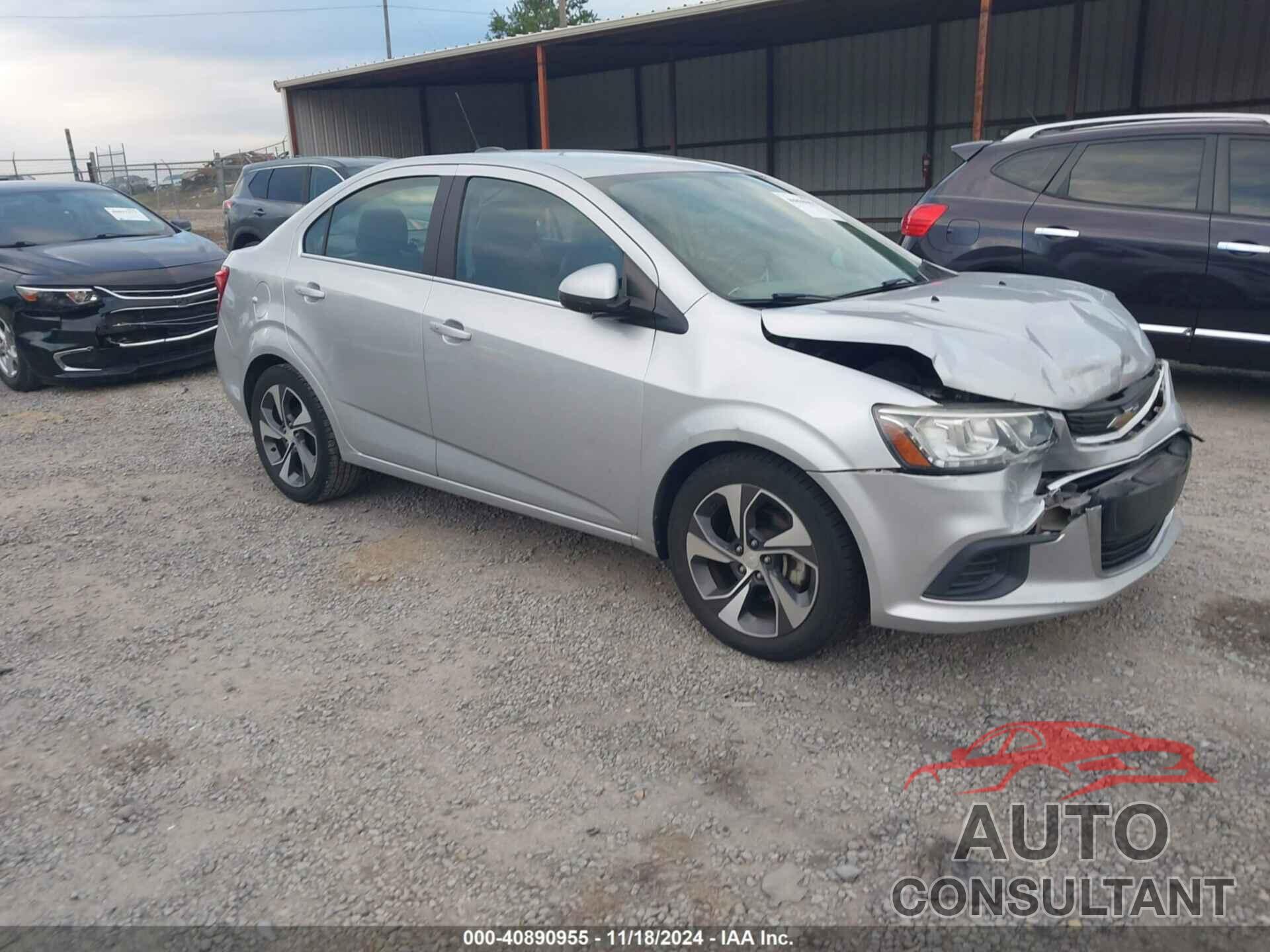 CHEVROLET SONIC 2017 - 1G1JF5SB3H4122931