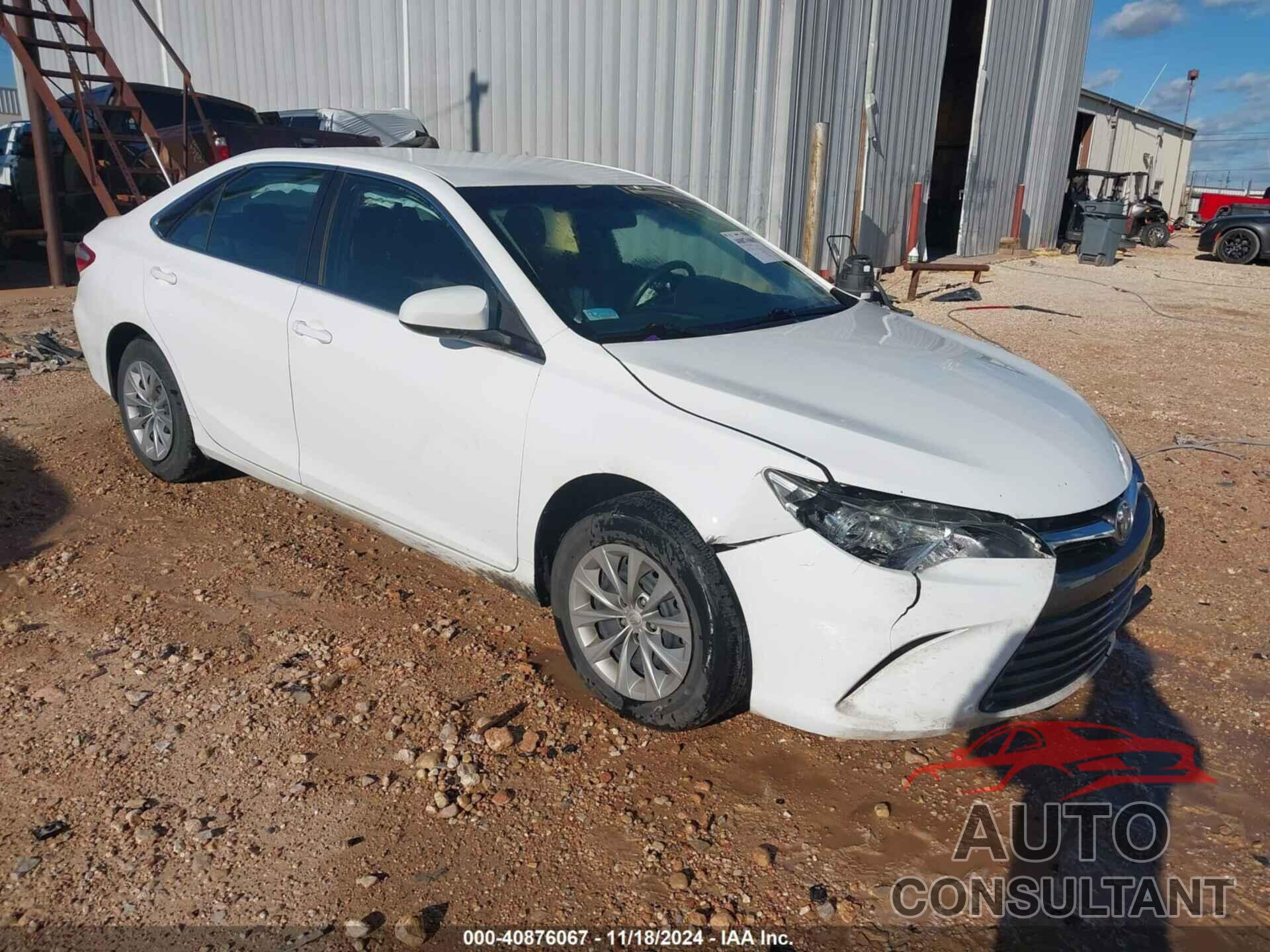 TOYOTA CAMRY 2016 - 4T4BF1FK5GR578119