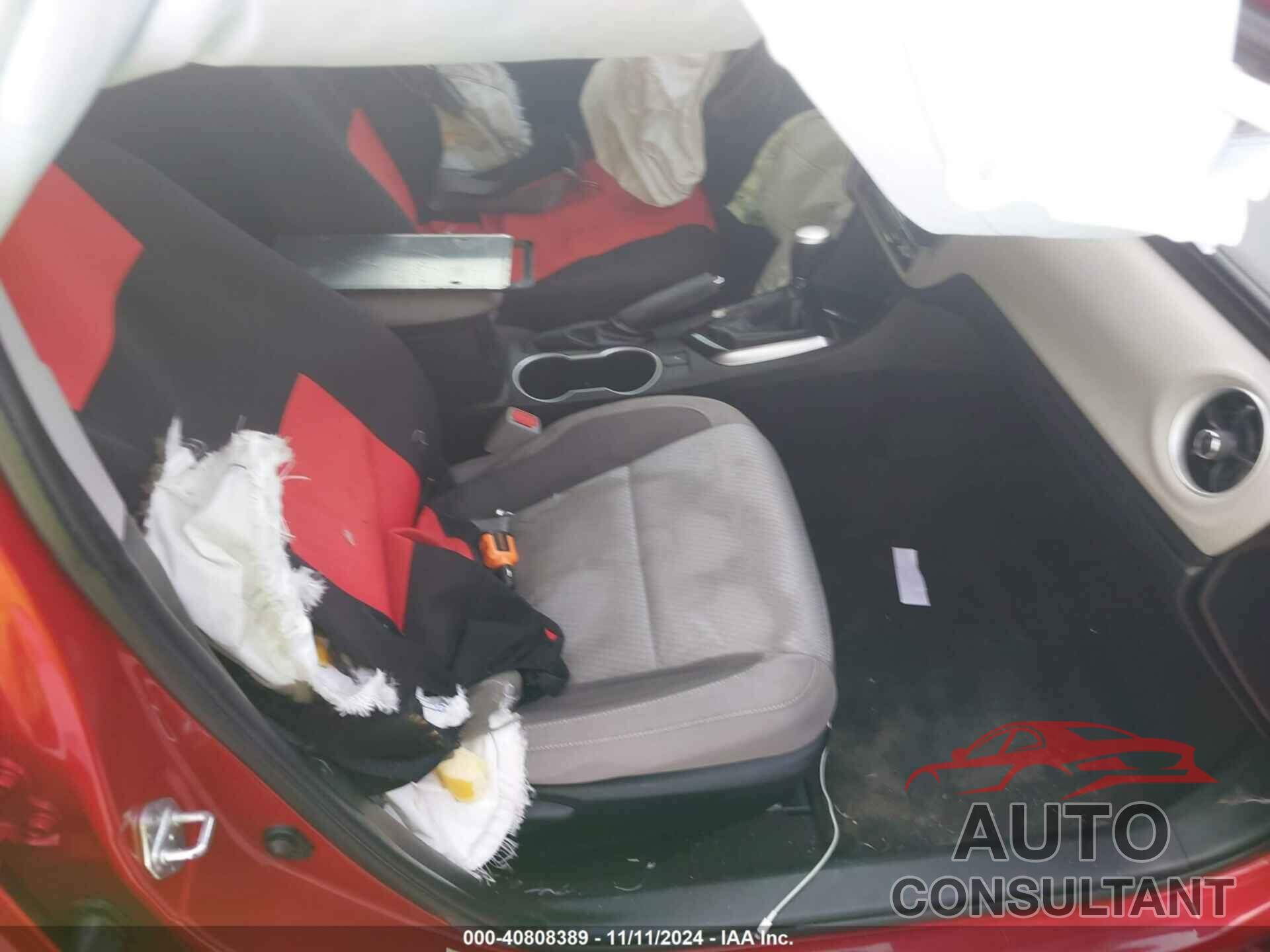 TOYOTA COROLLA 2019 - 5YFBURHE6KP896802