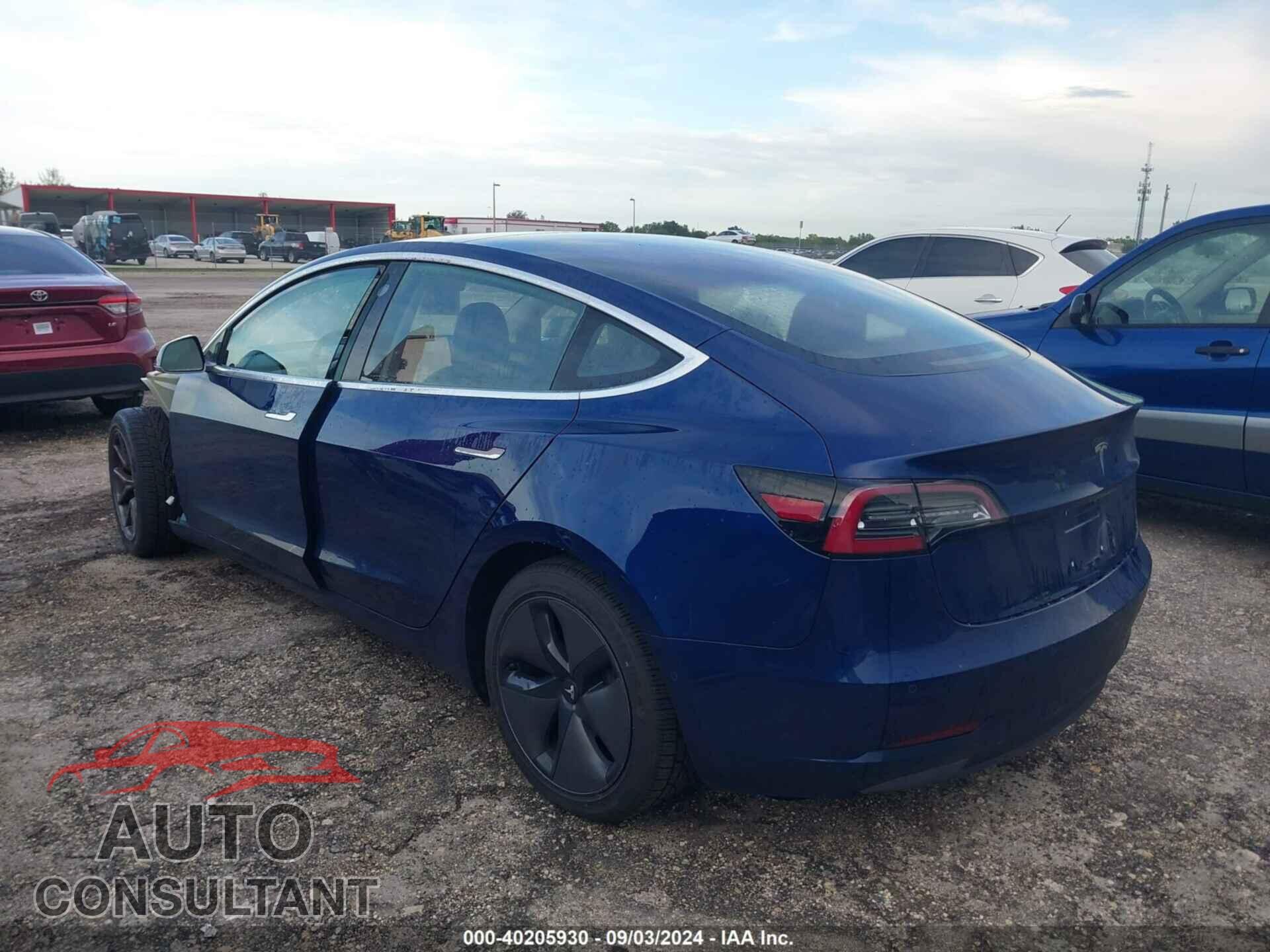 TESLA MODEL 3 2018 - 5YJ3E1EA7JF043405