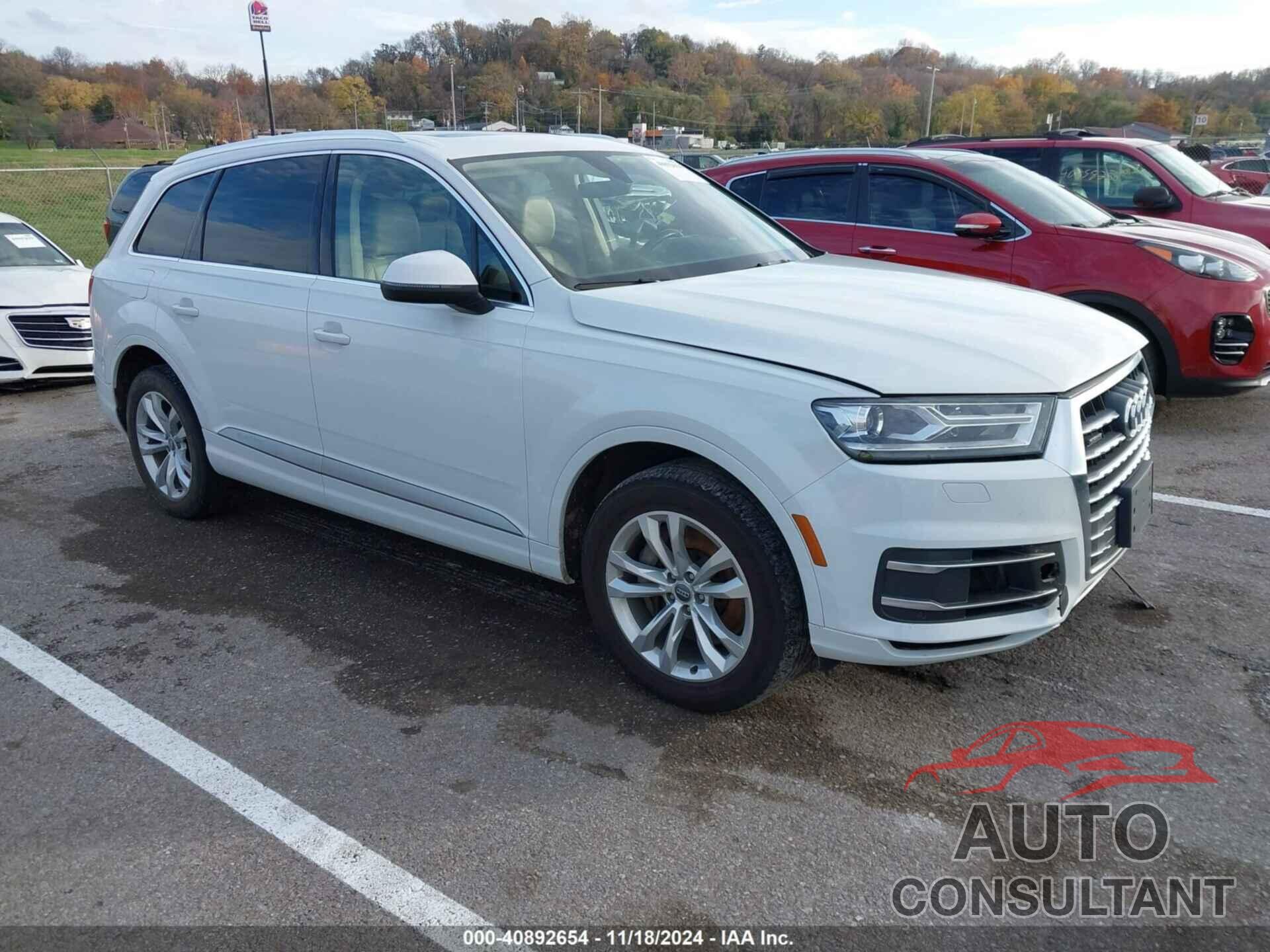 AUDI Q7 2017 - WA1LAAF78HD041060