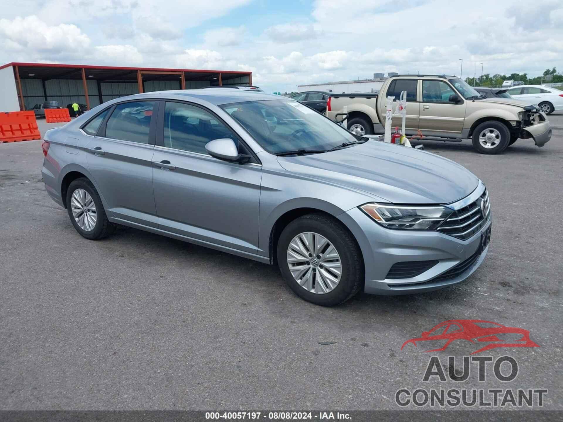 VOLKSWAGEN JETTA 2019 - 3VWC57BU4KM266867