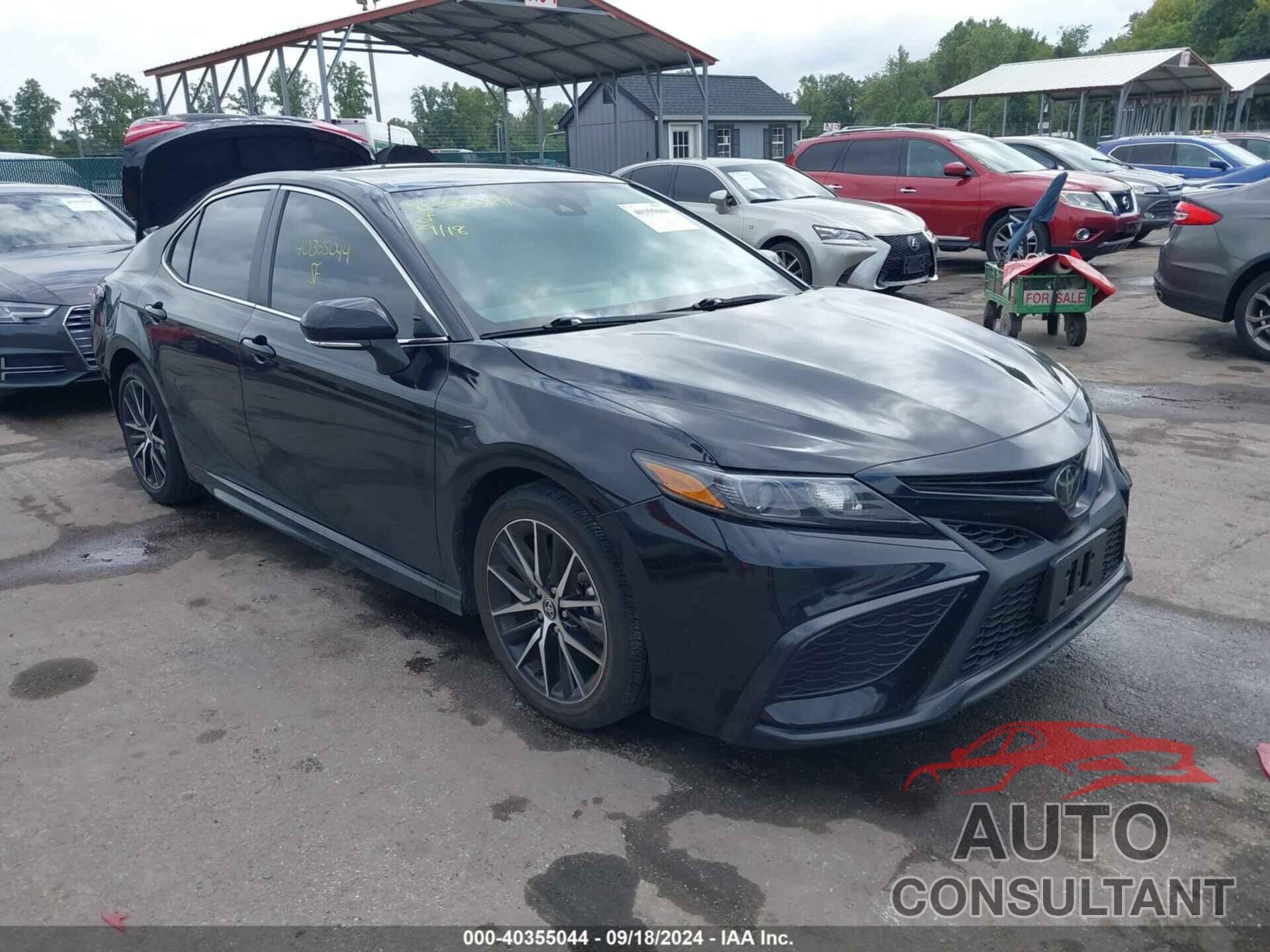 TOYOTA CAMRY 2023 - 4T1G11AK8PU804823