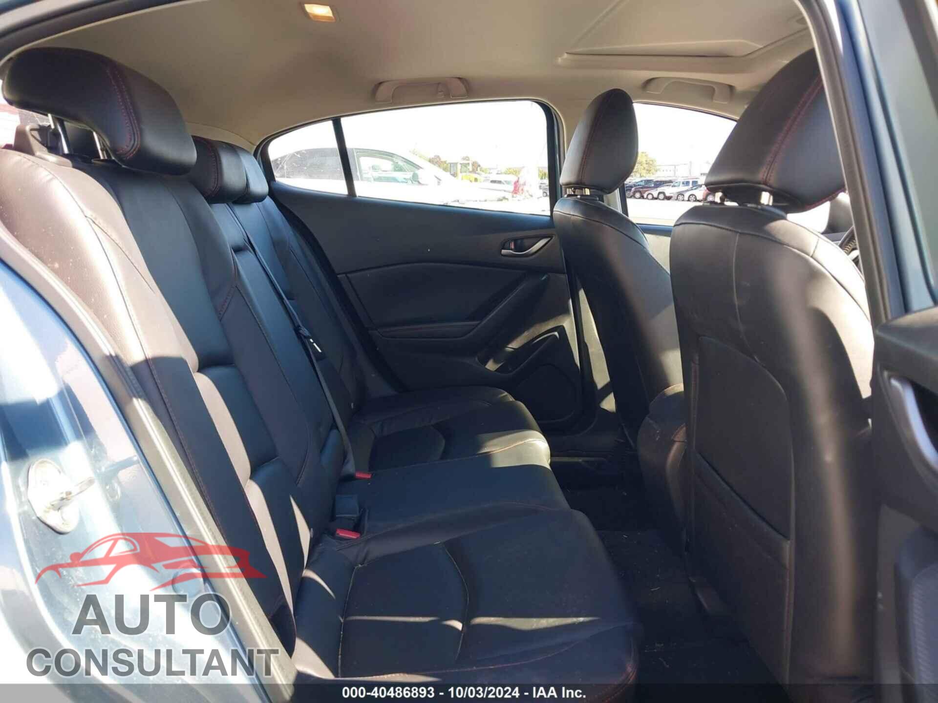 MAZDA MAZDA3 2015 - JM1BM1M76F1240697