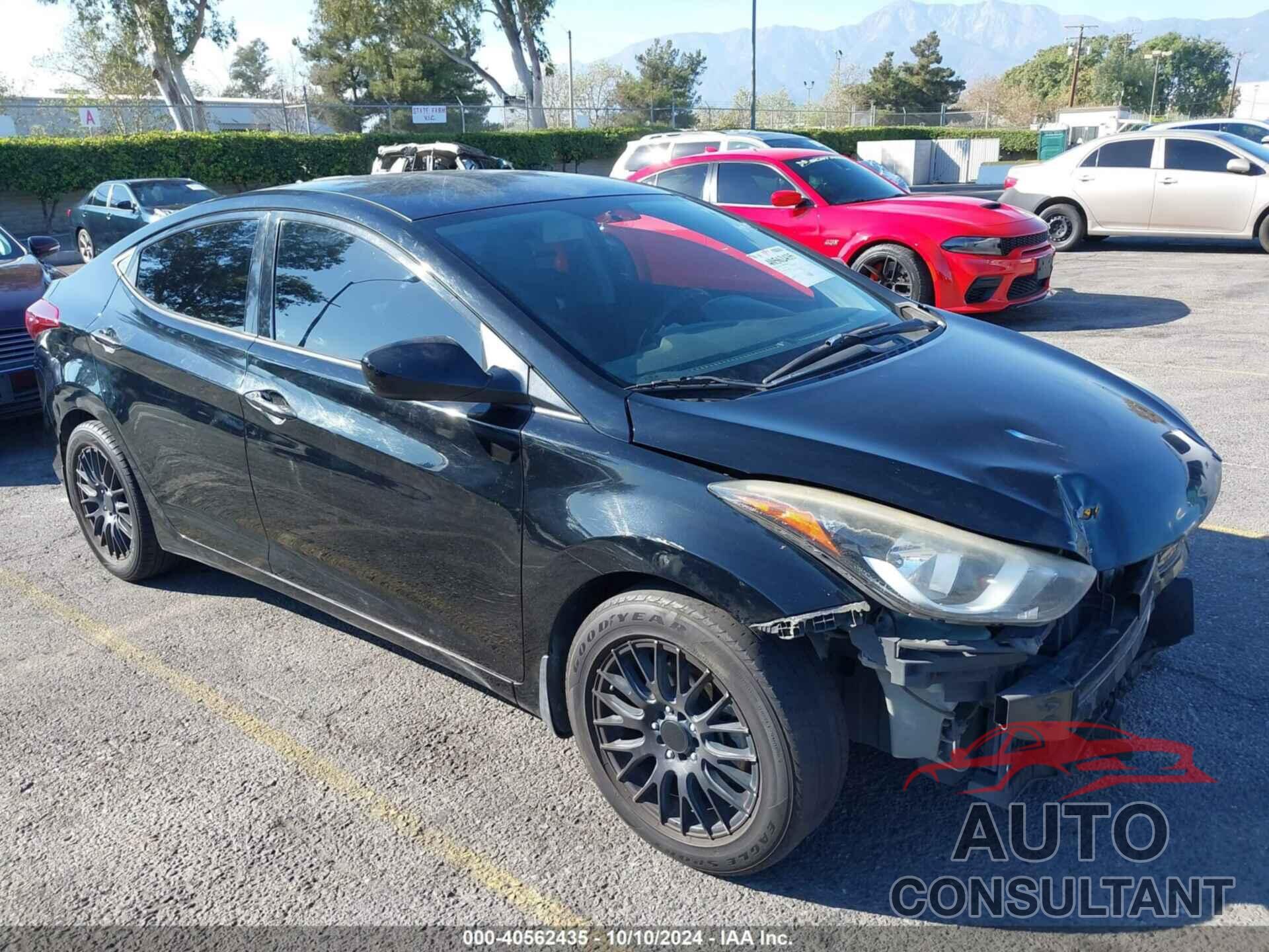 HYUNDAI ELANTRA 2016 - KMHDH4AE8GU475051