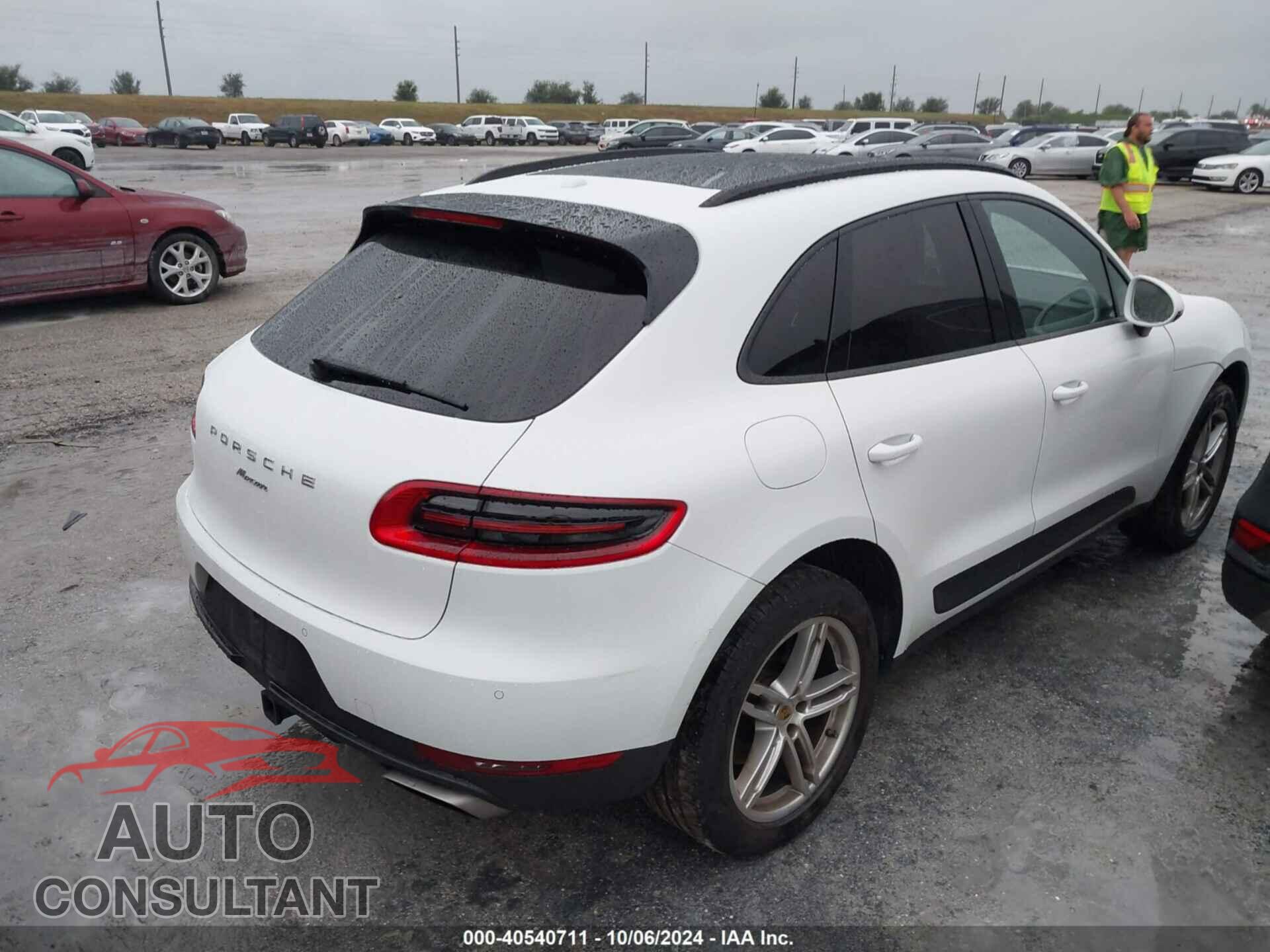 PORSCHE MACAN 2017 - WP1AA2A52HLB09432