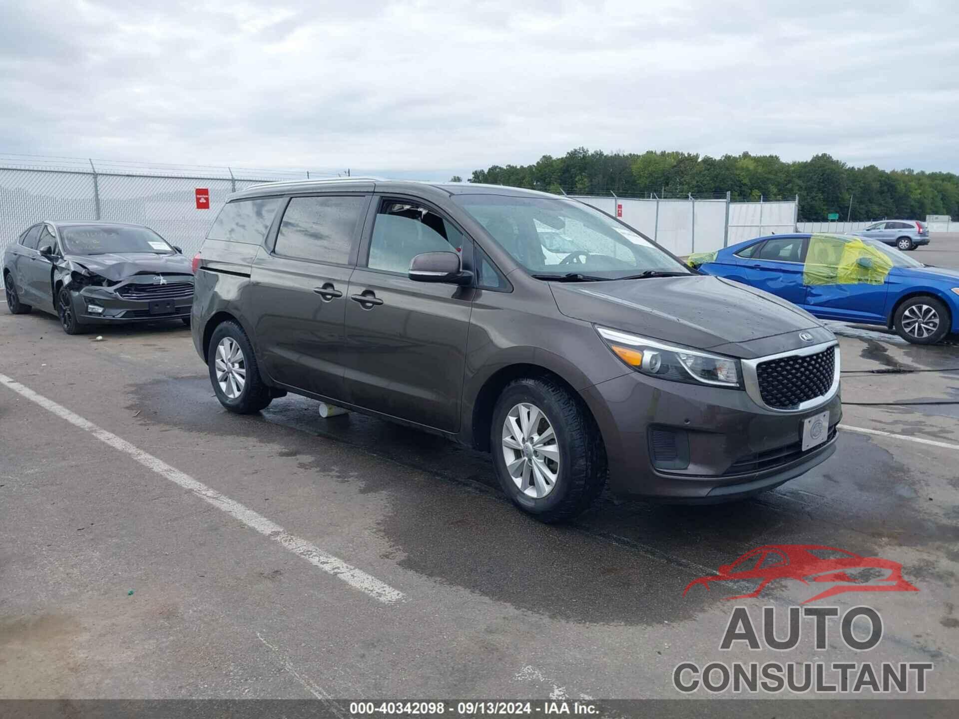 KIA SEDONA 2017 - KNDMB5C10H6329934