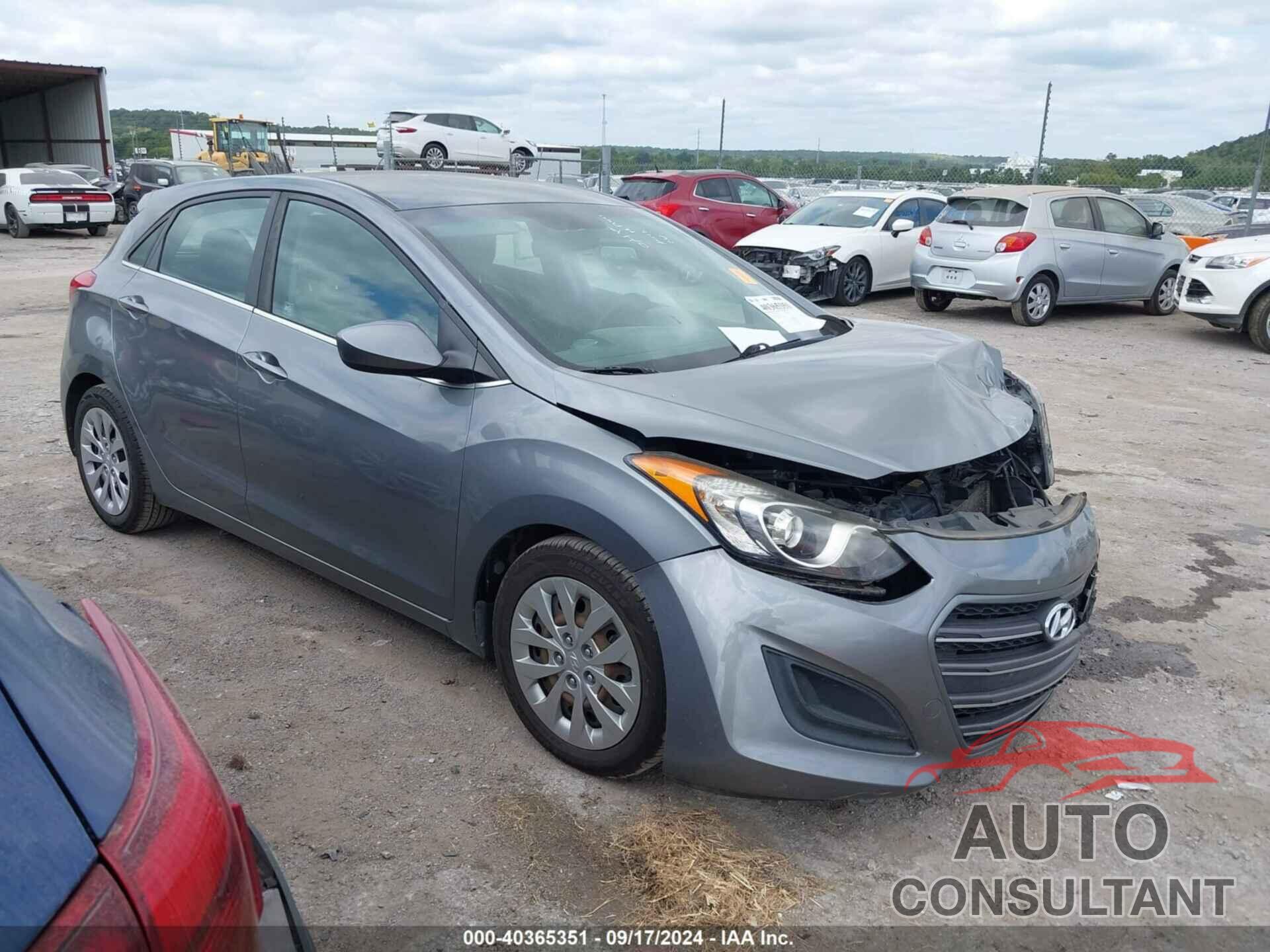 HYUNDAI ELANTRA GT 2017 - KMHD35LH4HU377762