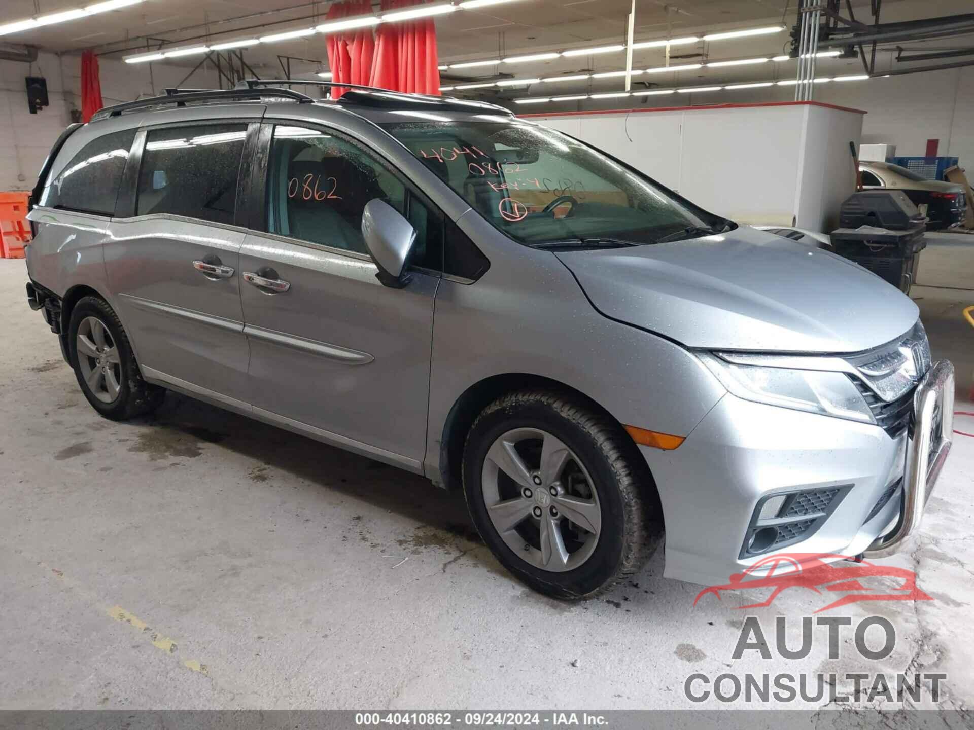 HONDA ODYSSEY 2018 - 5FNRL6H78JB042521