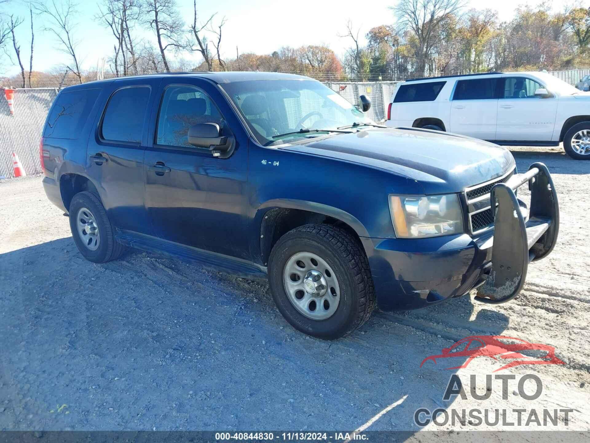 CHEVROLET TAHOE 2011 - 1GNSK2E05BR304647