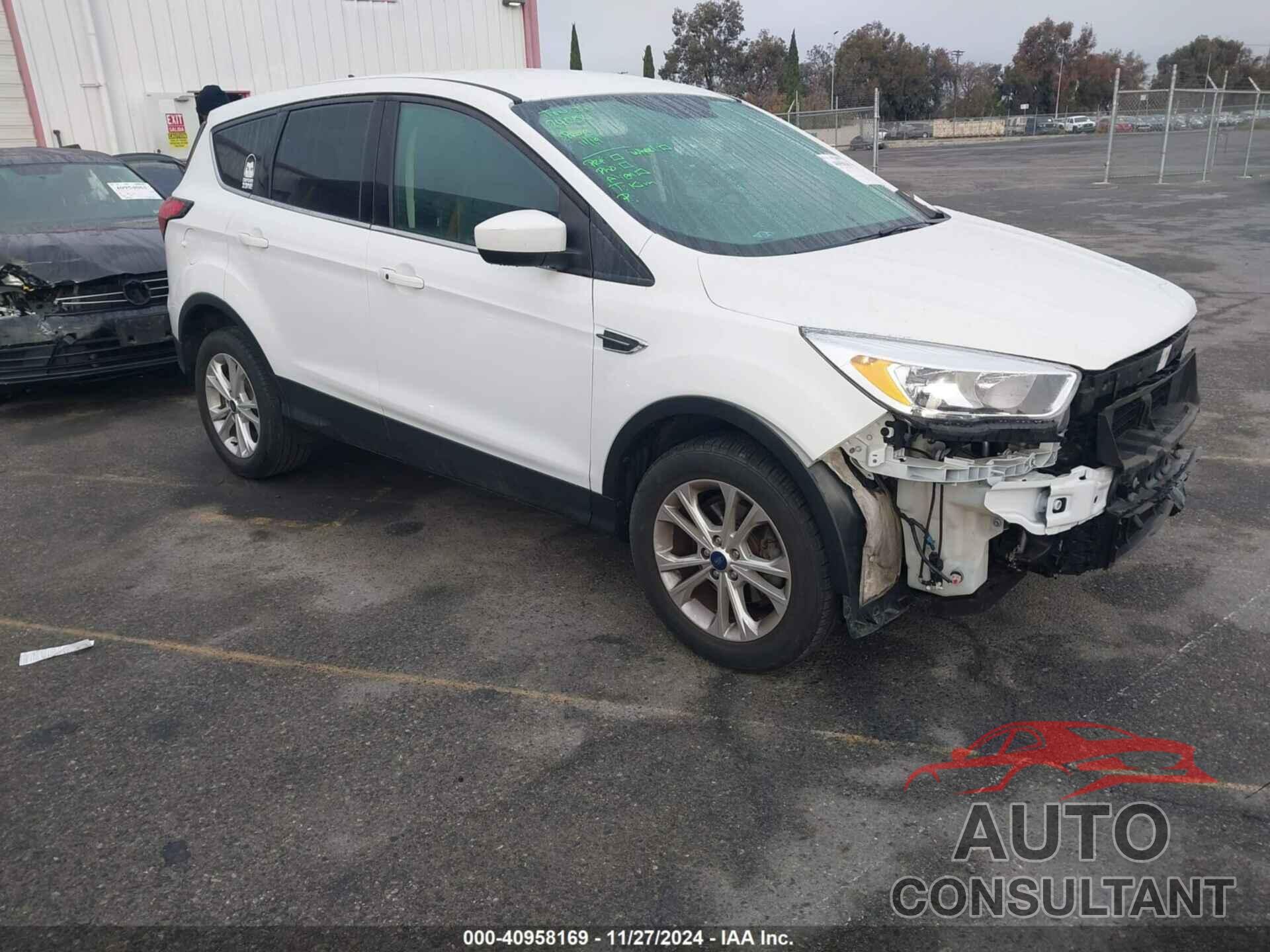 FORD ESCAPE 2019 - 1FMCU0GD5KUA33173