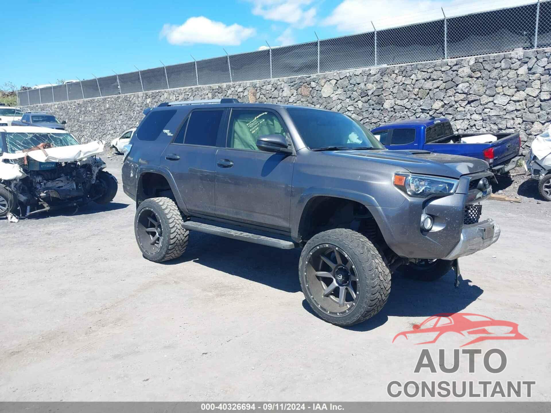 TOYOTA 4RUNNER 2018 - JTEBU5JR6J5609164