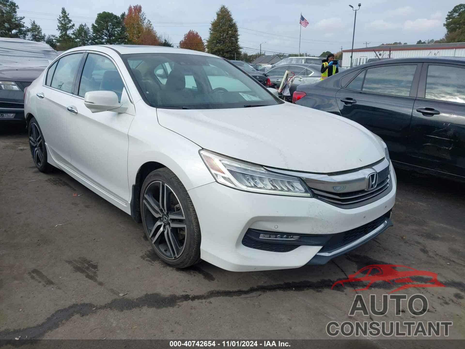 HONDA ACCORD 2017 - 1HGCR3F9XHA017700