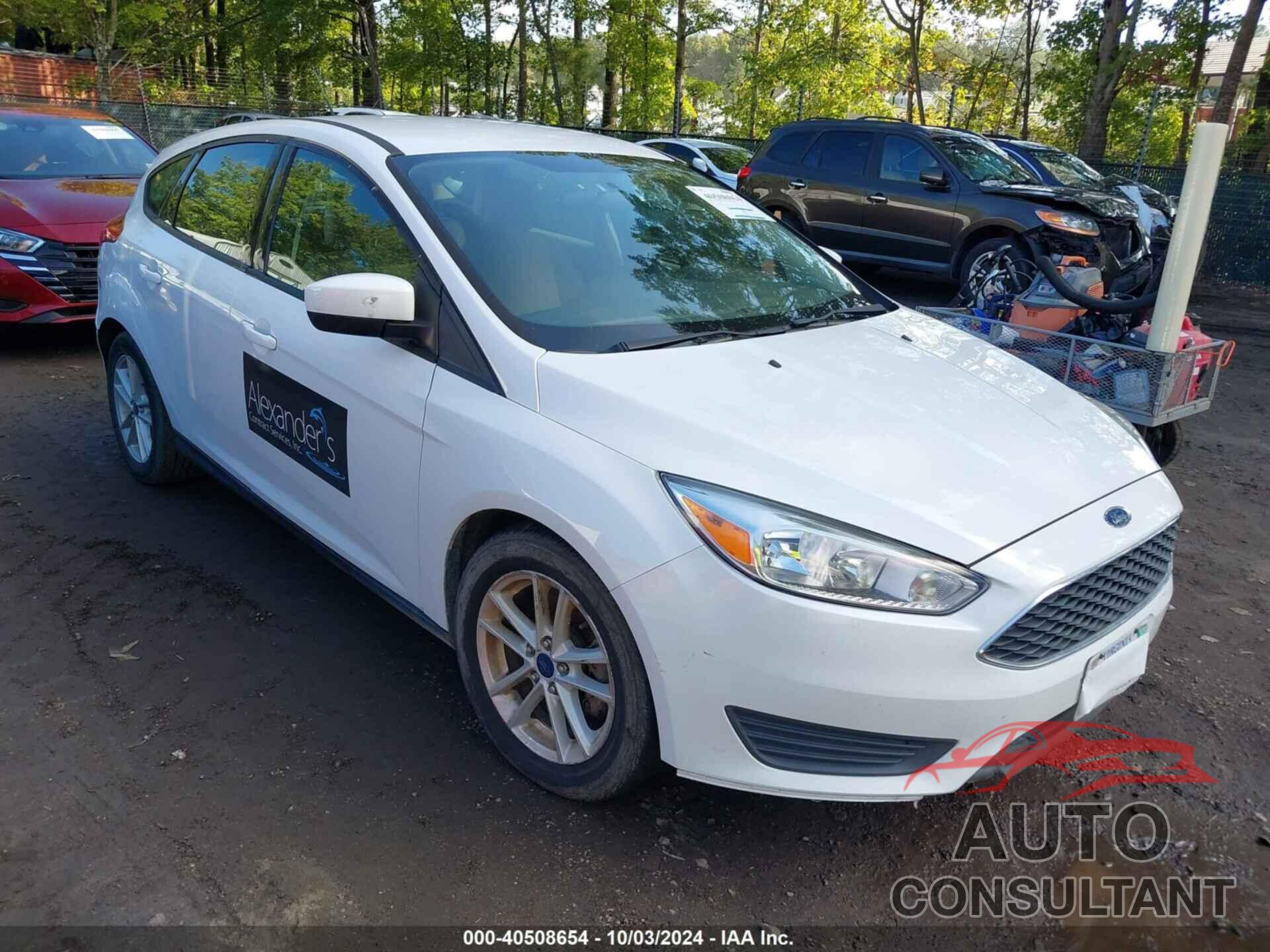 FORD FOCUS 2018 - 1FADP3K2XJL242863