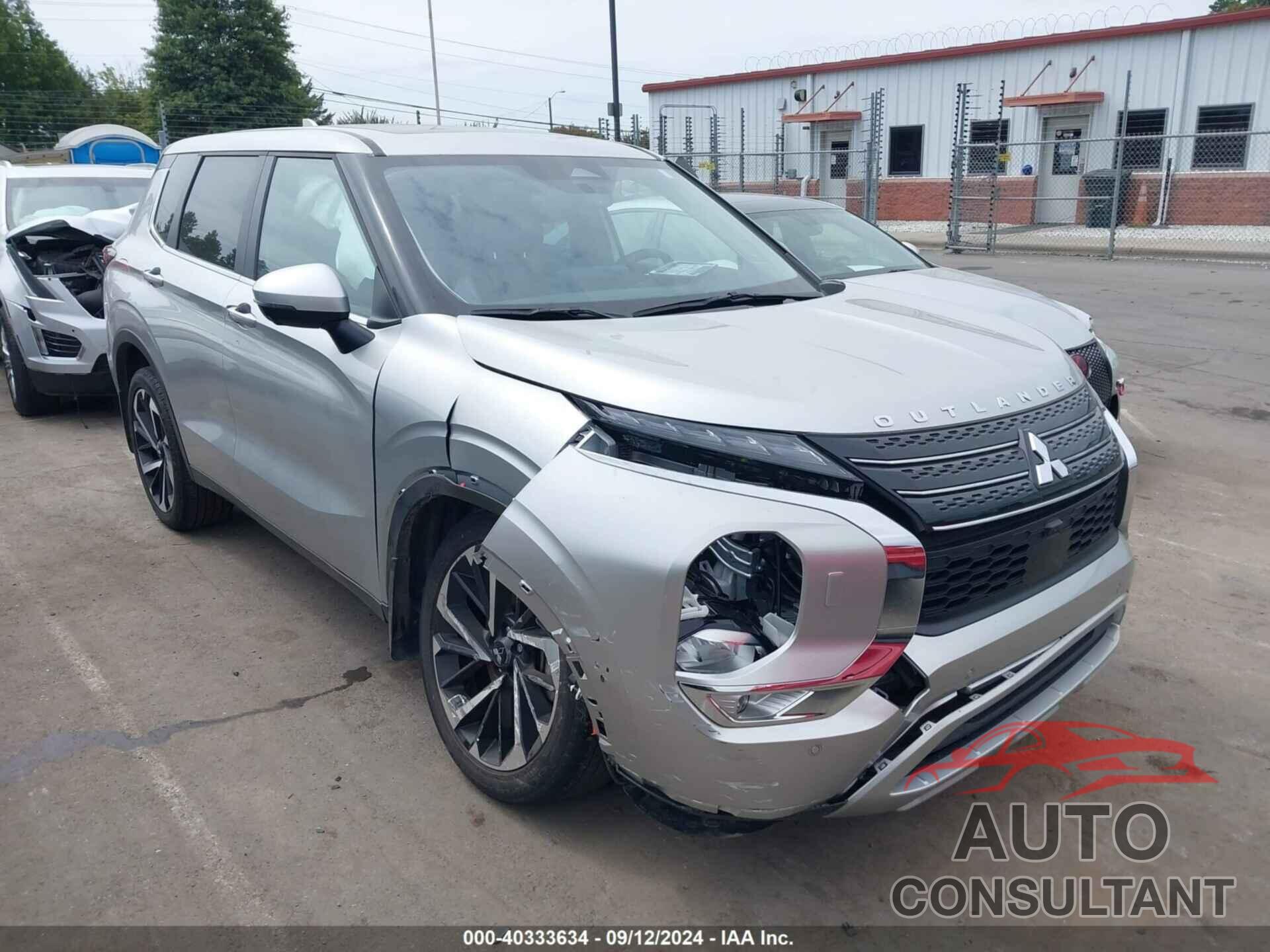 MITSUBISHI OUTLANDER 2023 - JA4J4UA83PZ049729