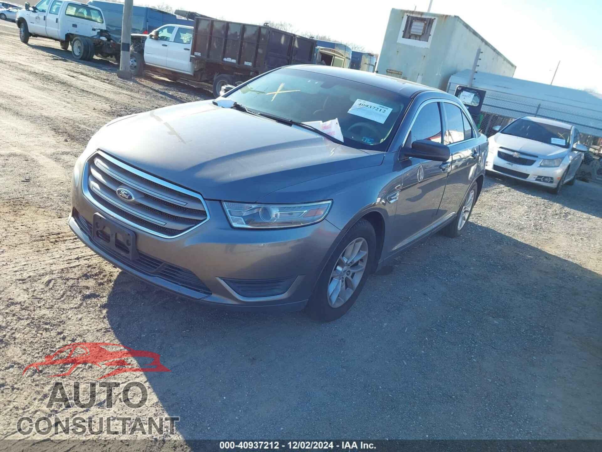 FORD TAURUS 2013 - 1FAHP2D82DG112845