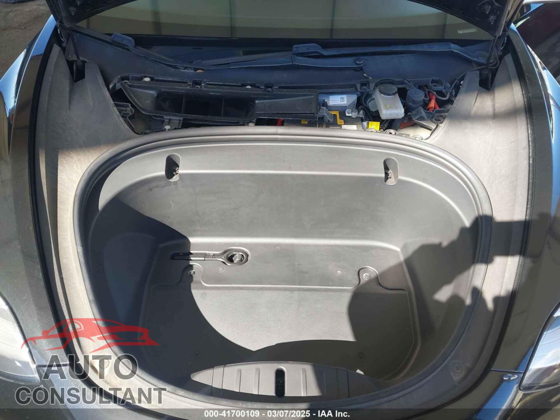 TESLA MODEL 3 2020 - 5YJ3E1EA8LF661982
