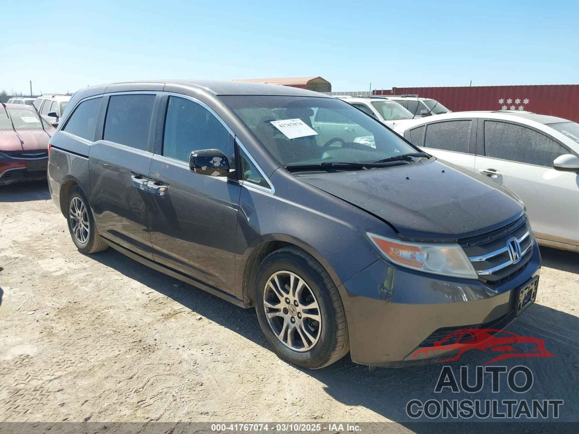 HONDA ODYSSEY 2013 - 5FNRL5H49DB090775