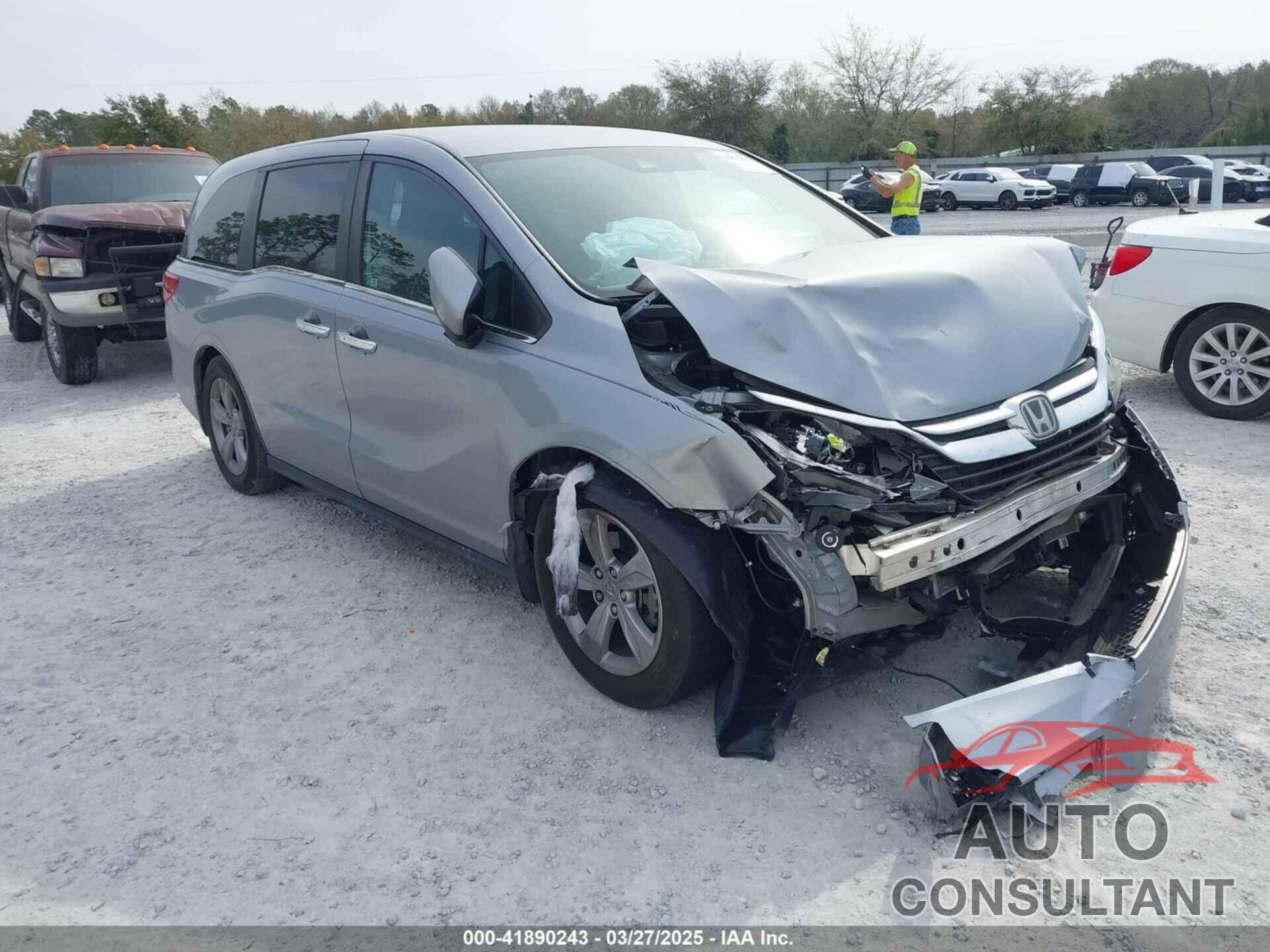 HONDA ODYSSEY 2019 - 5FNRL6H58KB078225