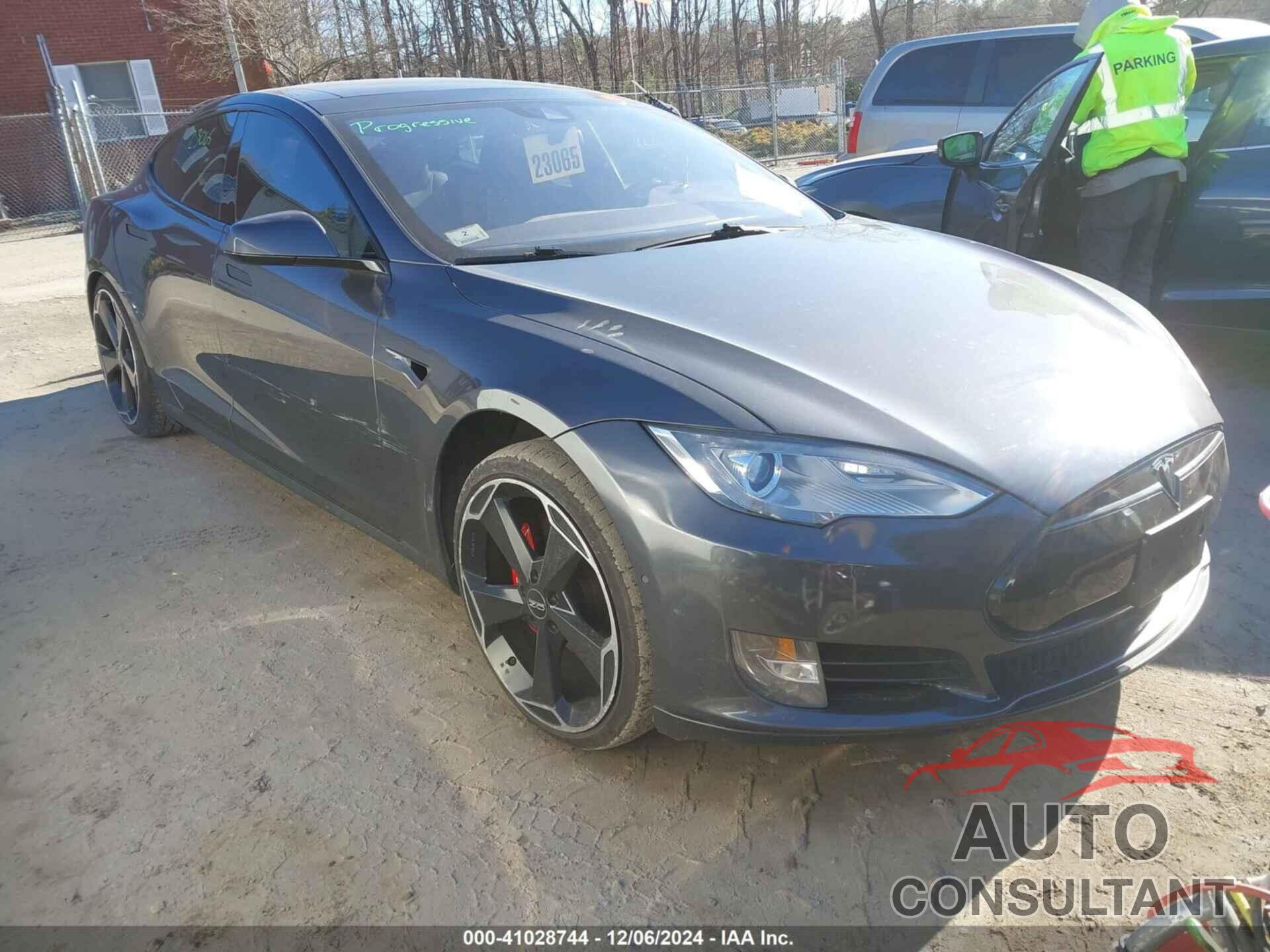 TESLA MODEL S 2016 - 5YJSA1E23GF129903