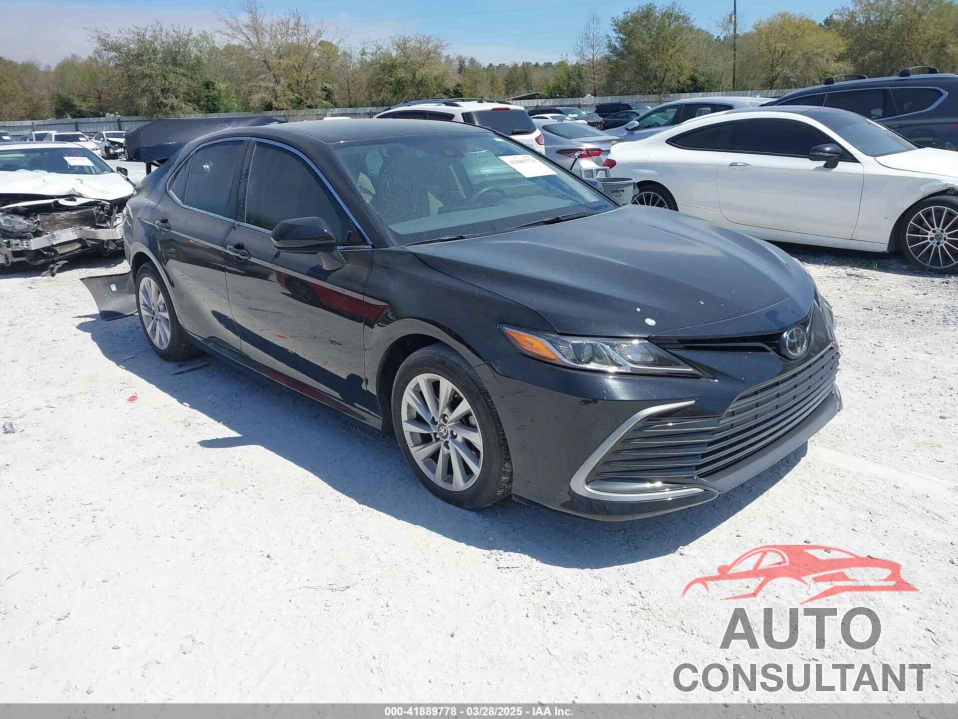 TOYOTA CAMRY 2023 - 4T1C11AK1PU104835