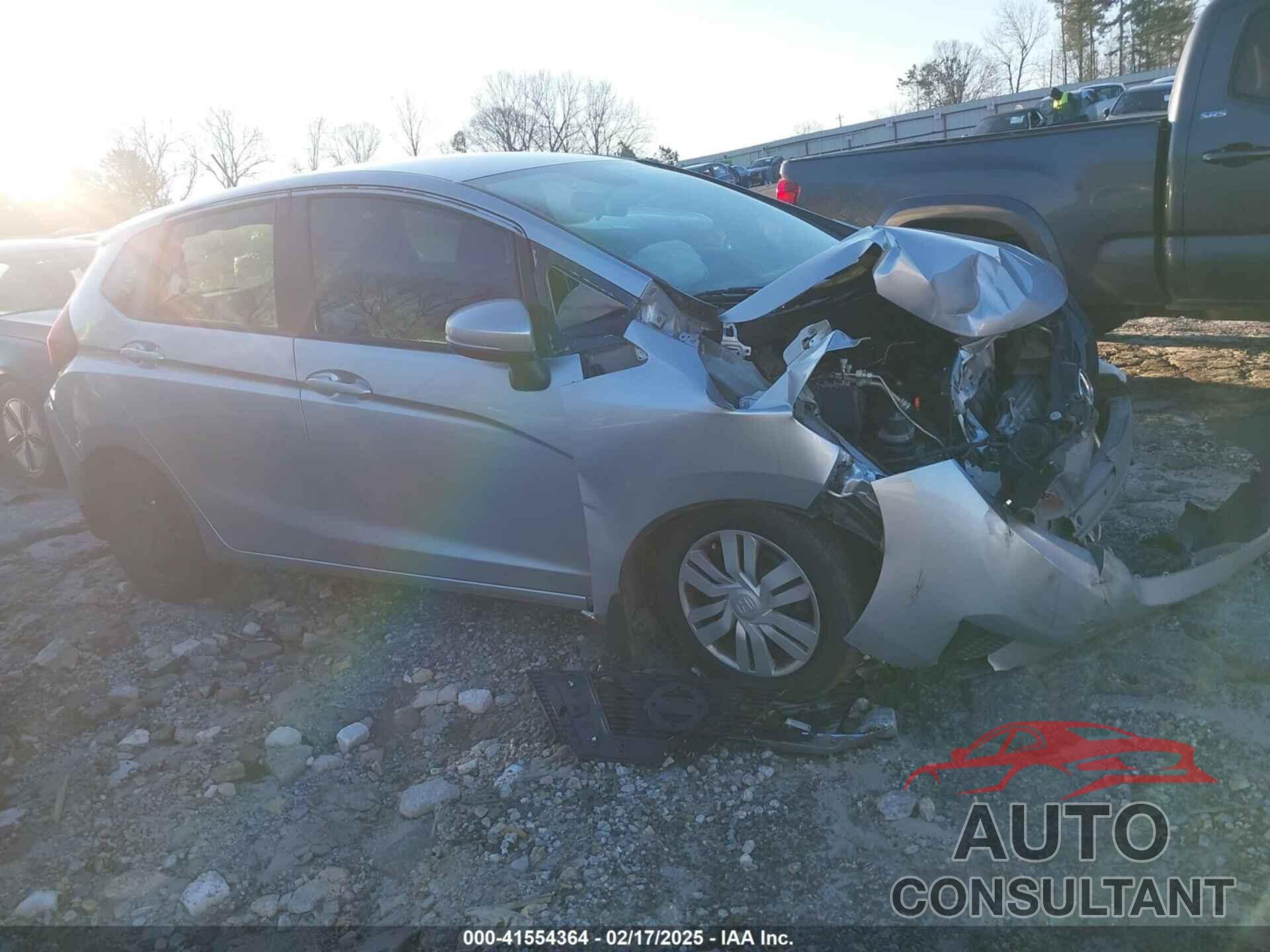 HONDA FIT 2016 - JHMGK5H58GX003864