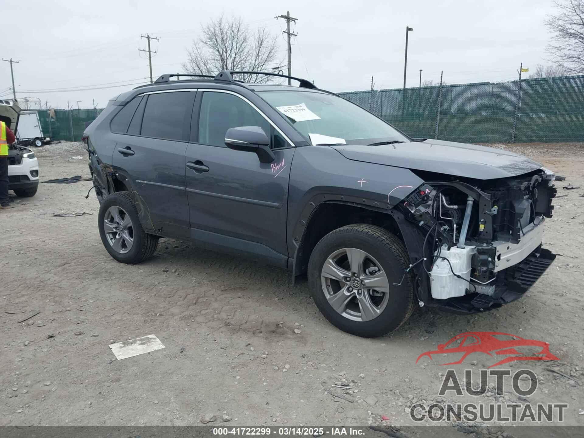 TOYOTA RAV4 2024 - 2T3P1RFV0RC490484