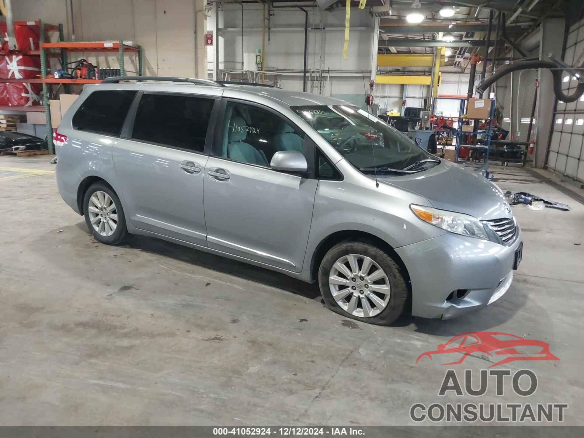 TOYOTA SIENNA 2012 - 5TDJK3DC8CS034077