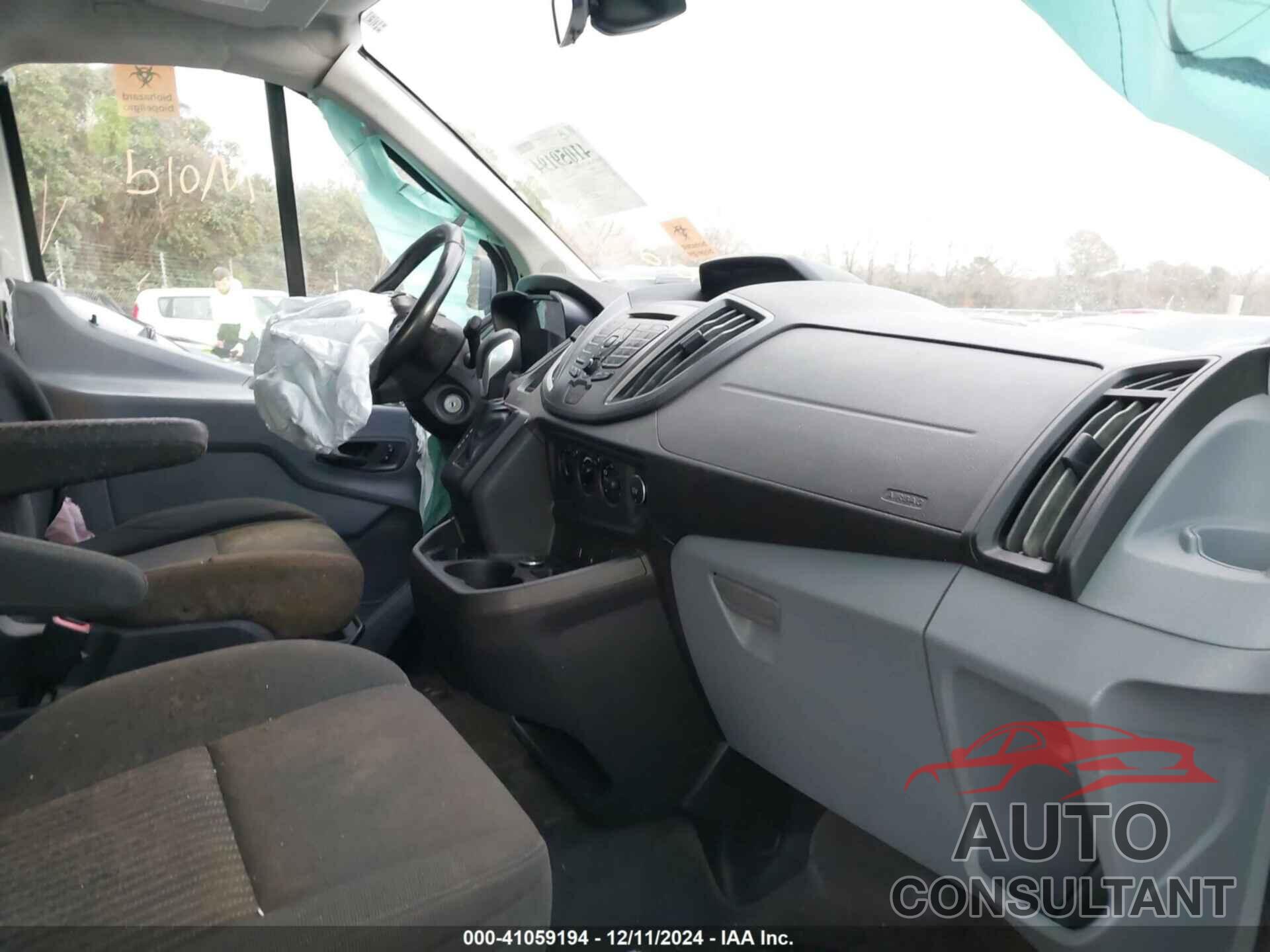 FORD TRANSIT-150 2016 - 1FTYE1YM7GKB38392