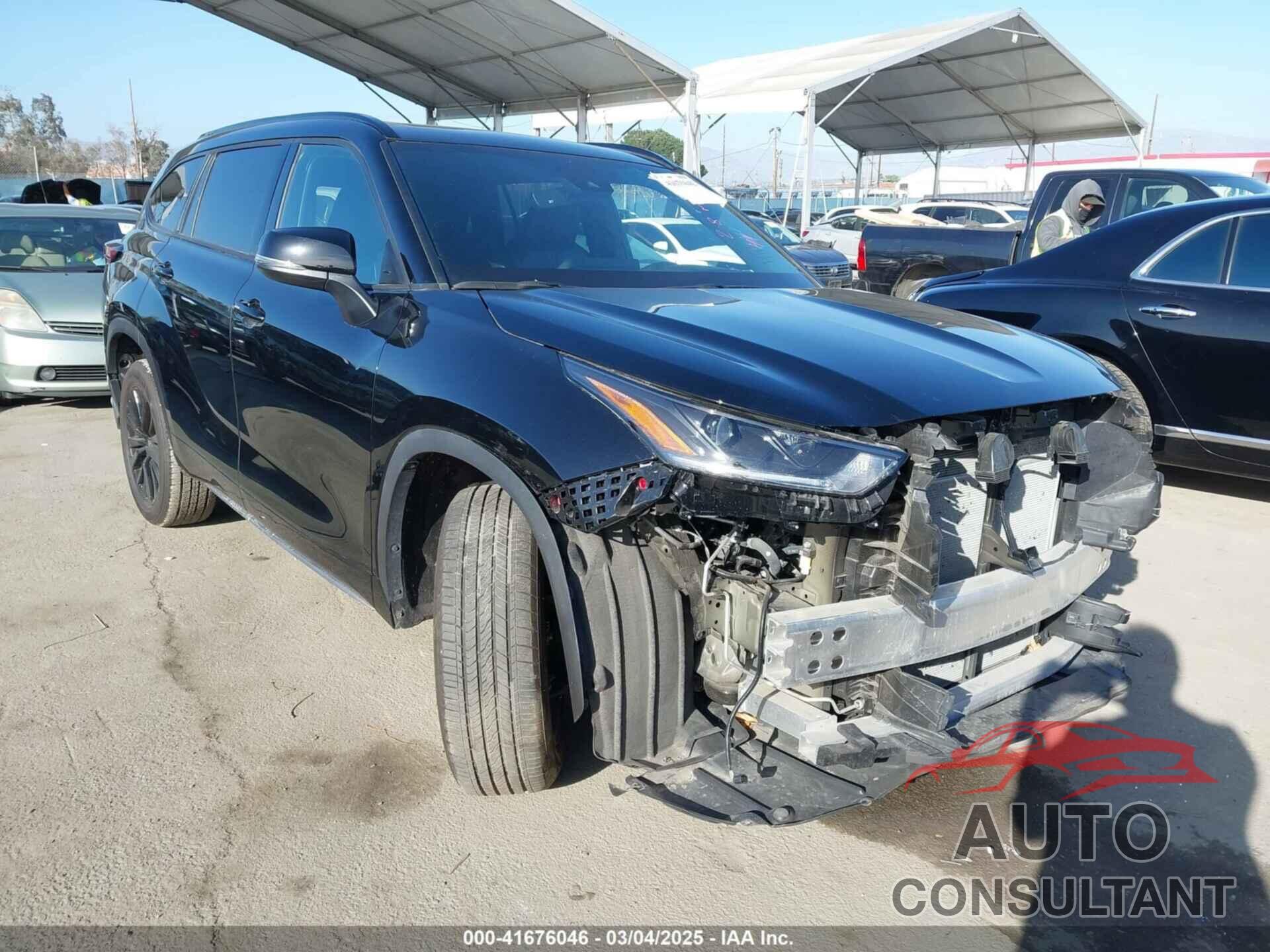 TOYOTA HIGHLANDER 2024 - 5TDKDRAH7RS528621