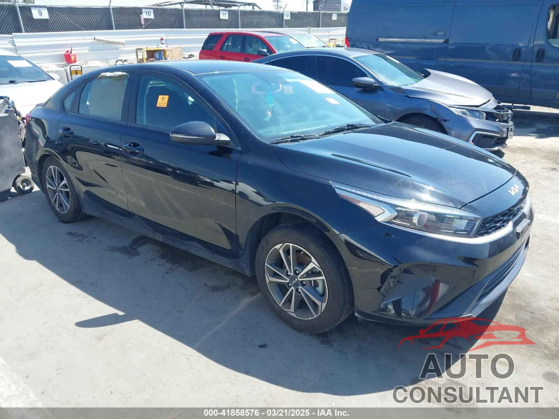 KIA FORTE 2023 - 3KPF24AD8PE512846